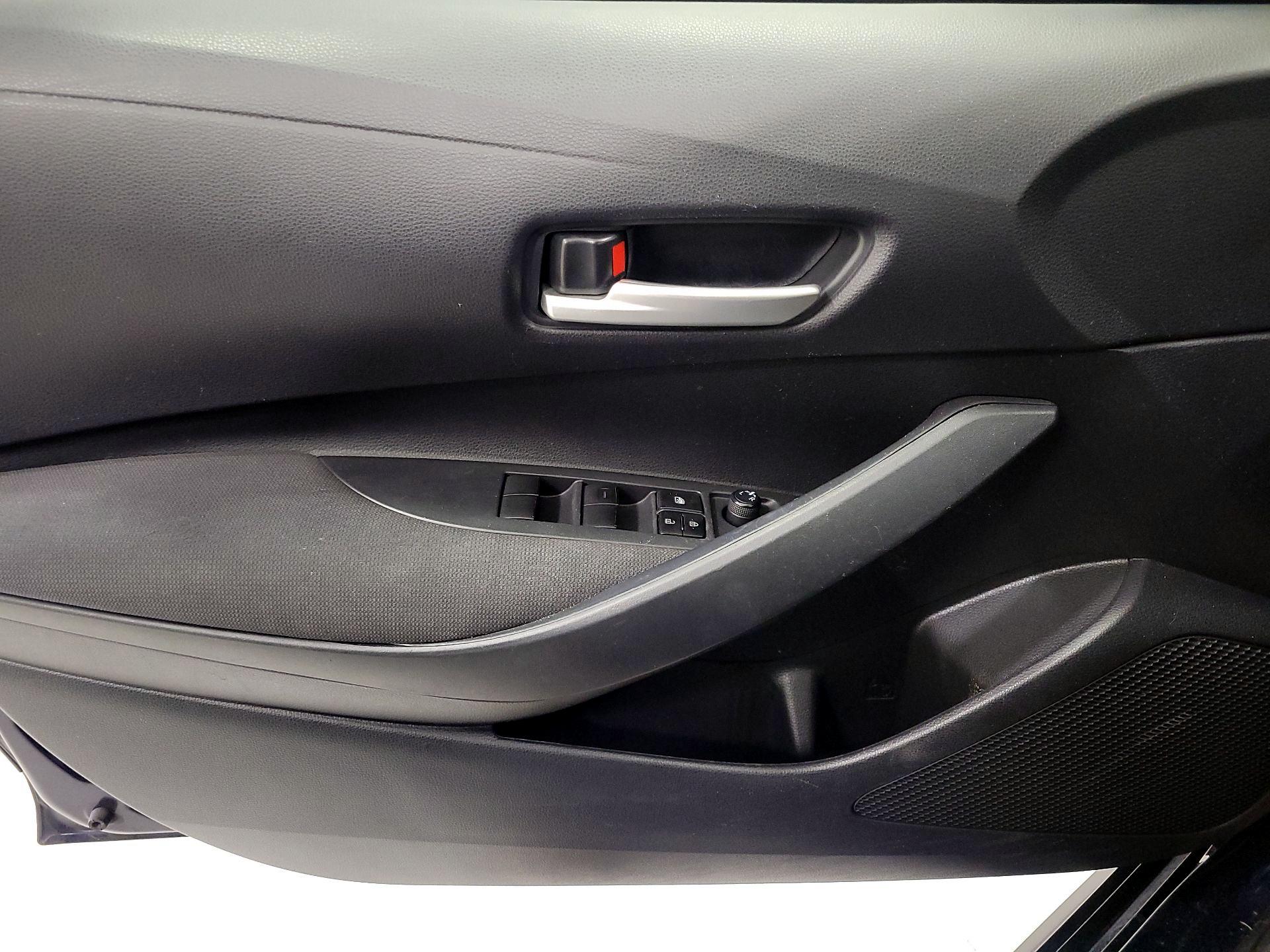 Thumbnail: 2021 Toyota Corolla - 12