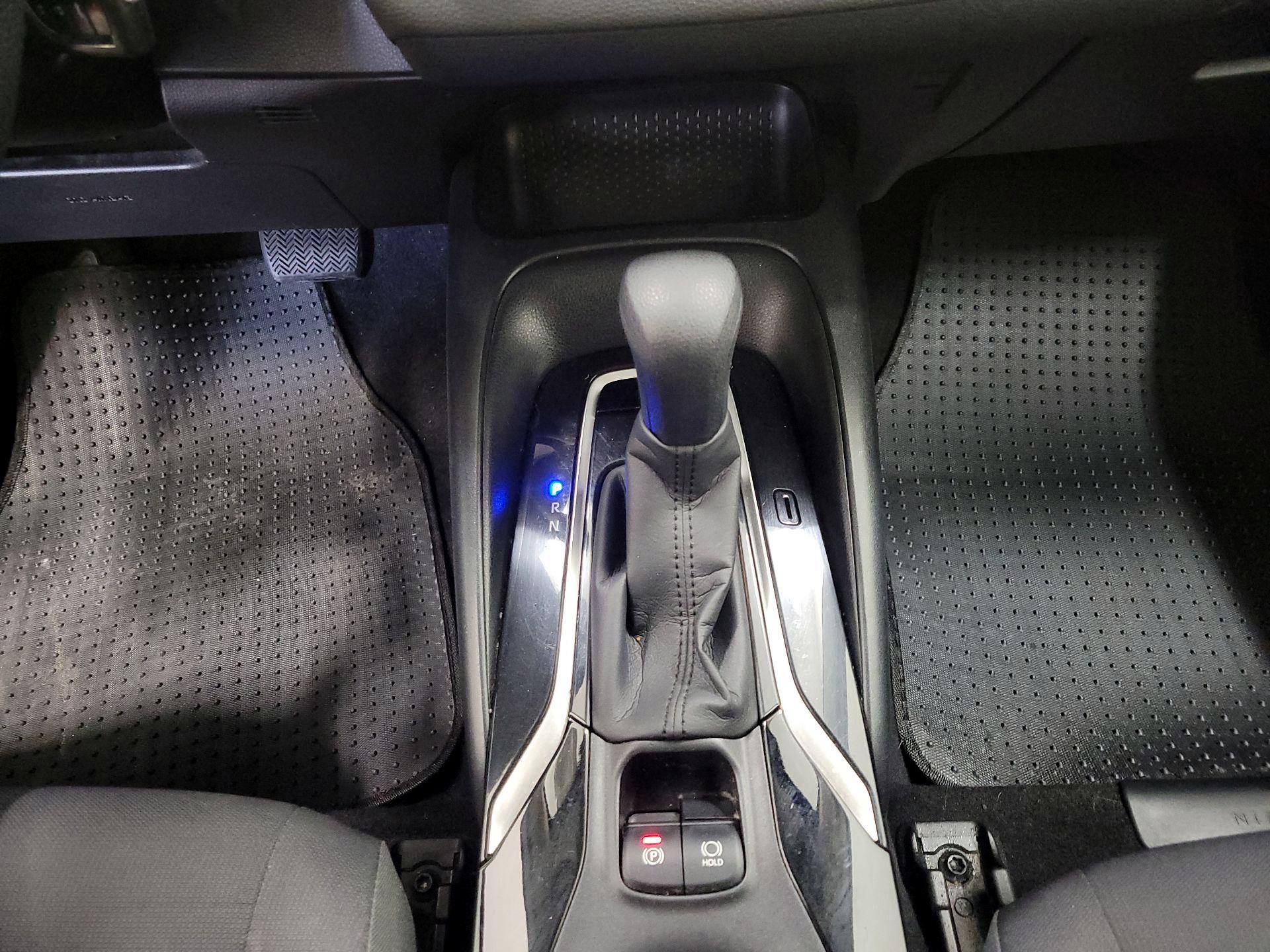 Thumbnail: 2021 Toyota Corolla - 17