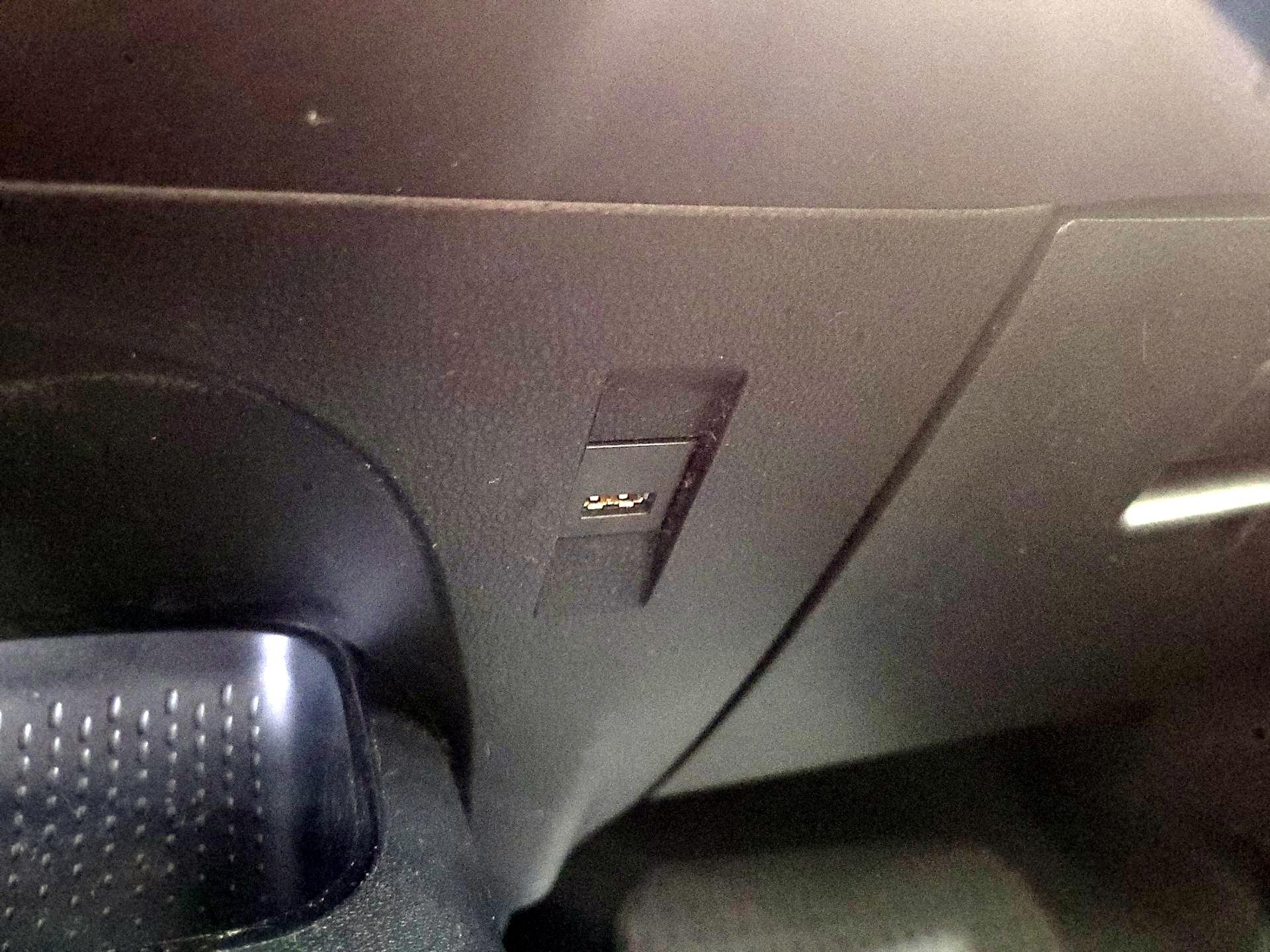 Thumbnail: 2021 Toyota Corolla - 18