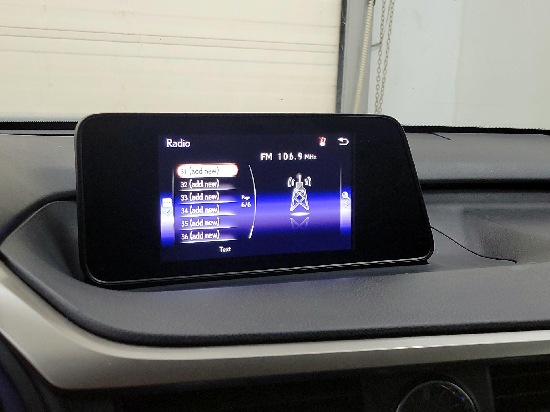 Thumbnail: 2018 Lexus RX - 13