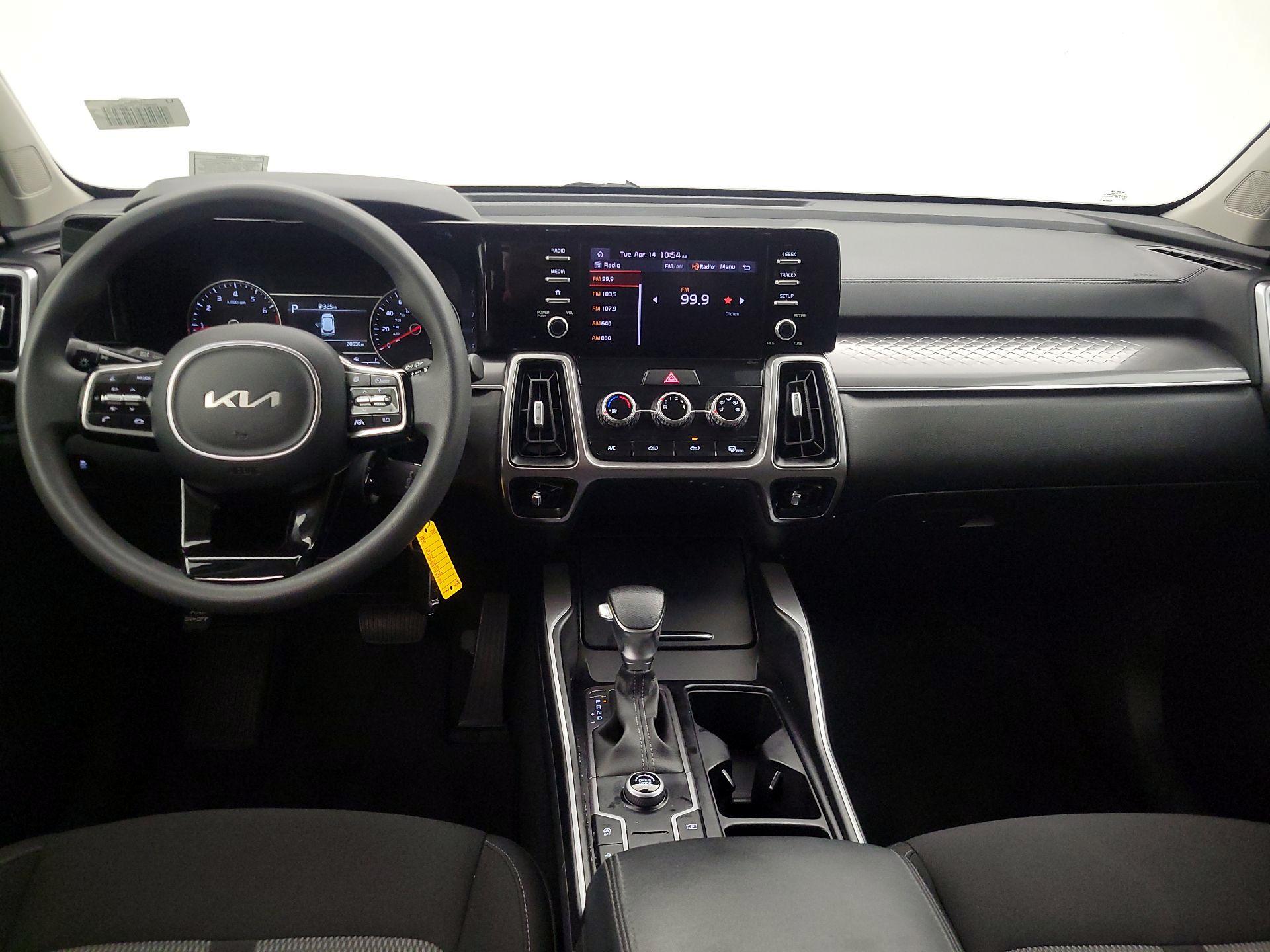 Thumbnail: 2023 Kia Sorento - 9
