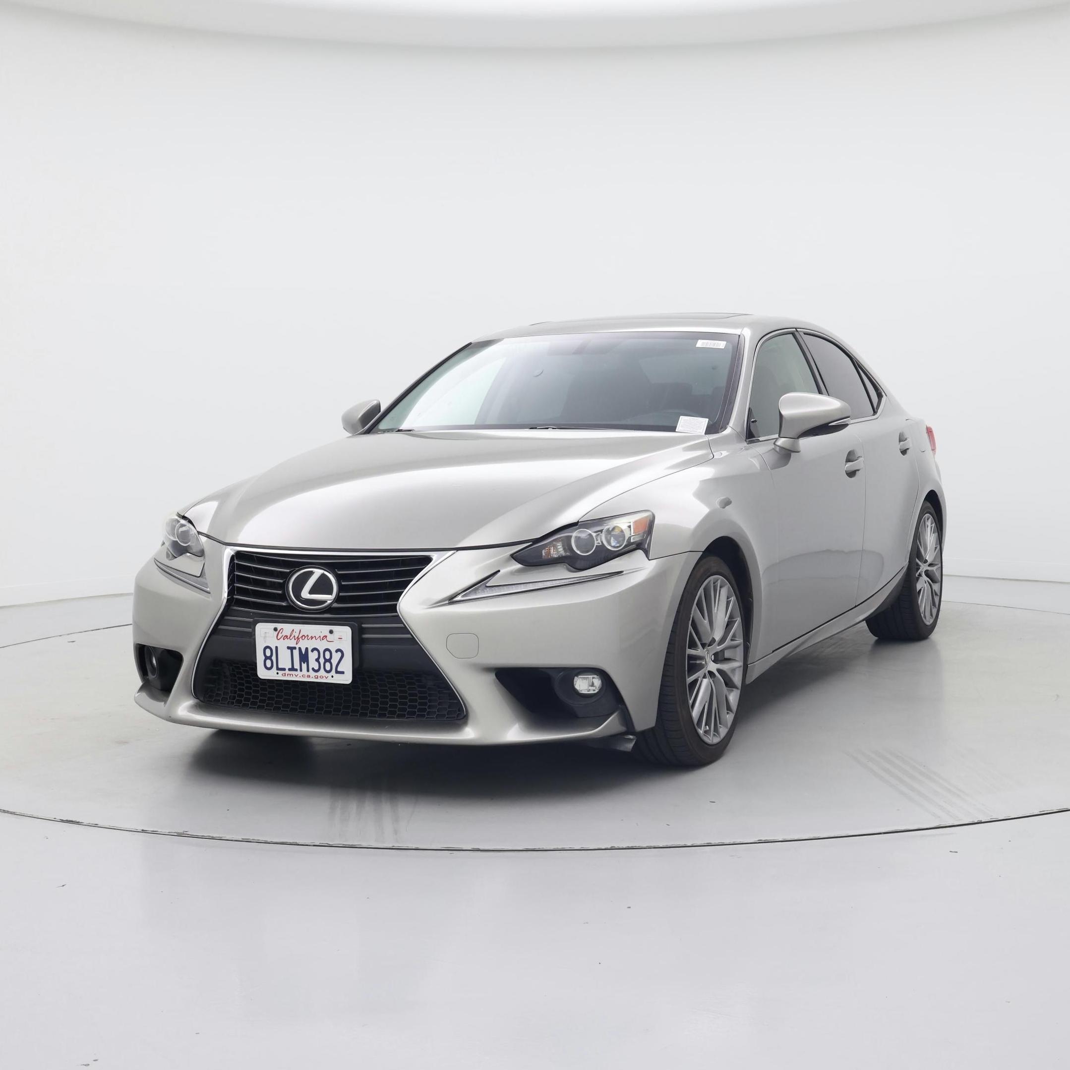 Thumbnail: 2016 Lexus IS - 4