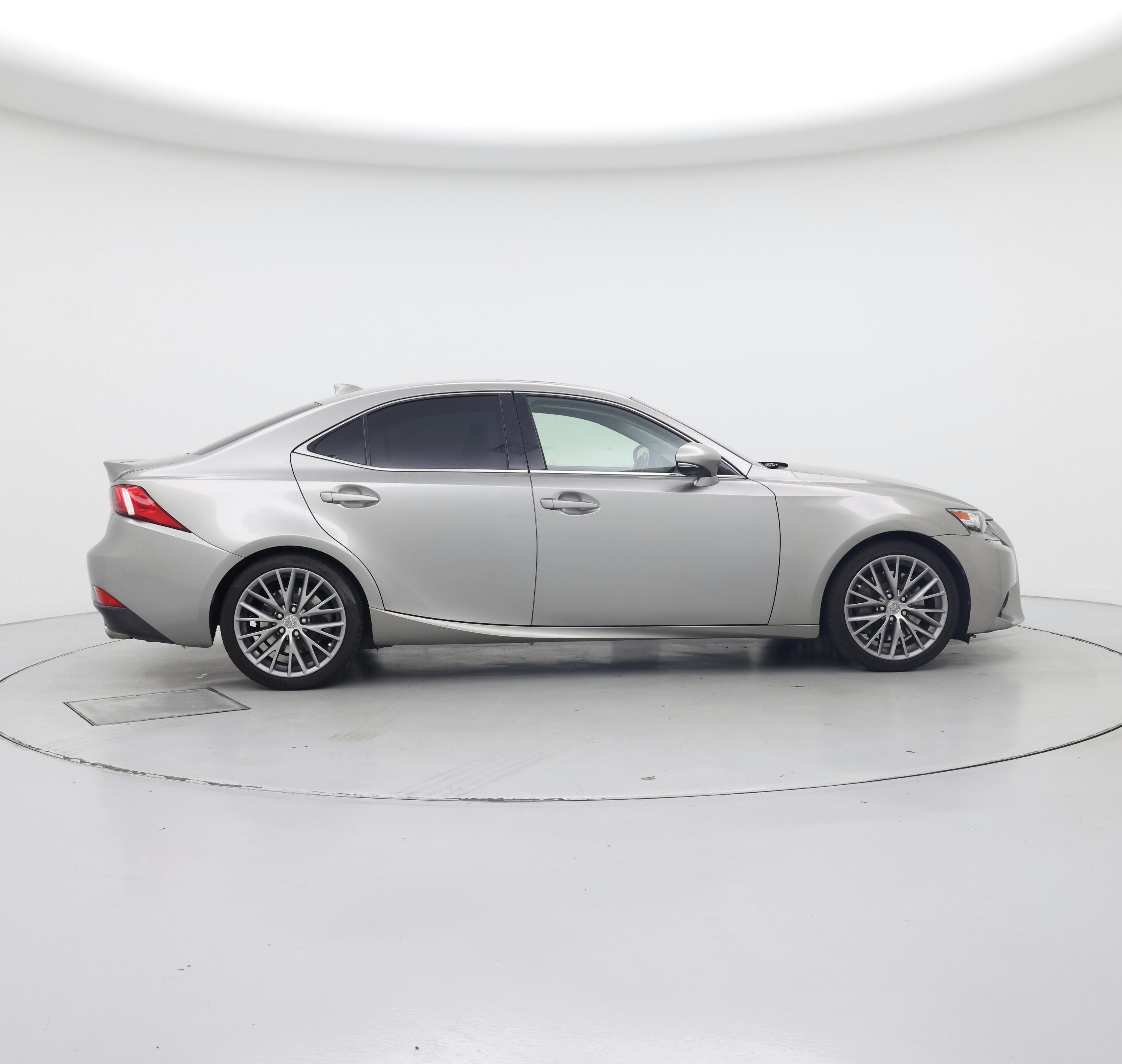 Thumbnail: 2016 Lexus IS - 7