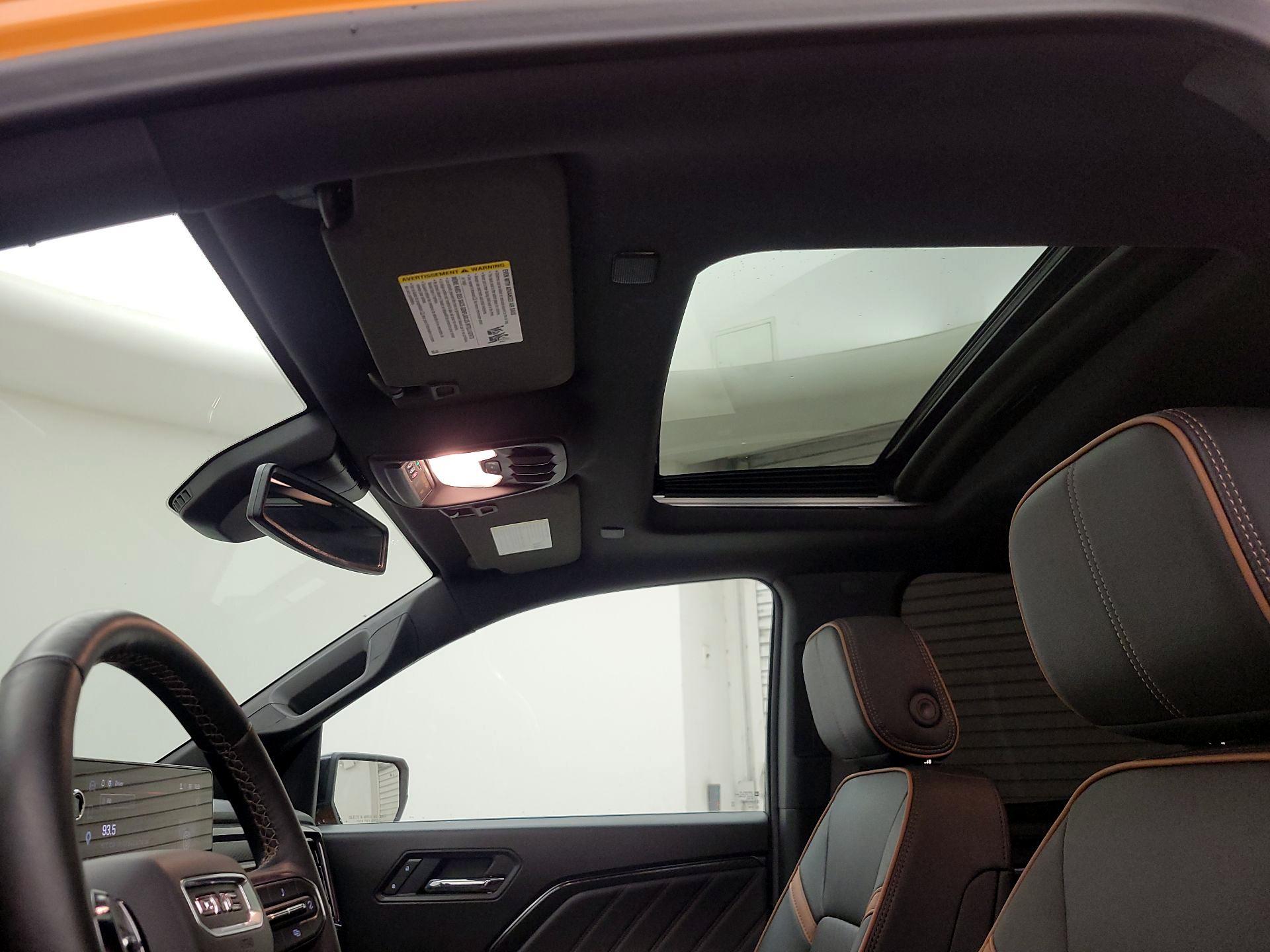 Thumbnail: 2025 GMC Canyon - 19