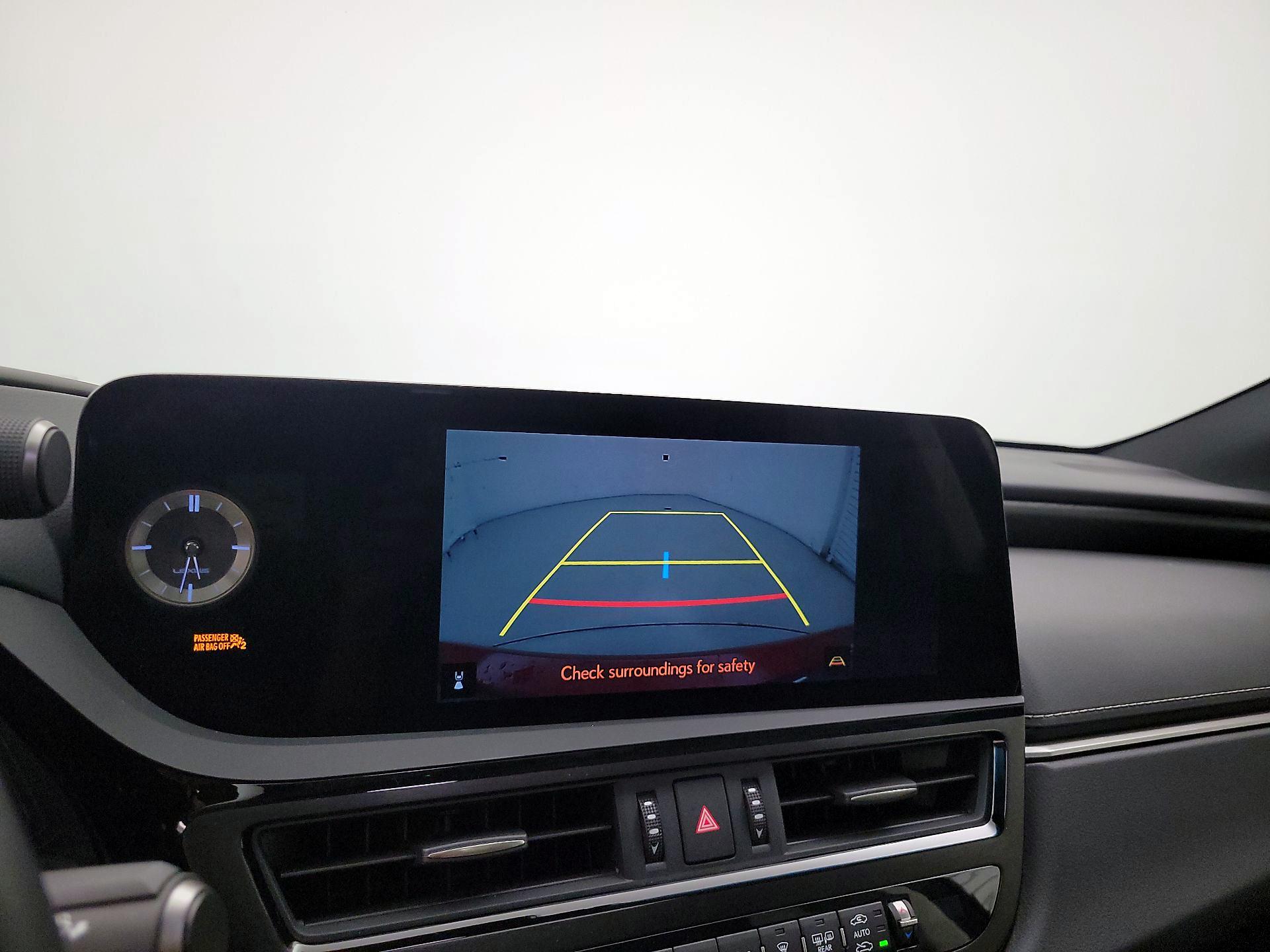 Thumbnail: 2025 Lexus ES - 14