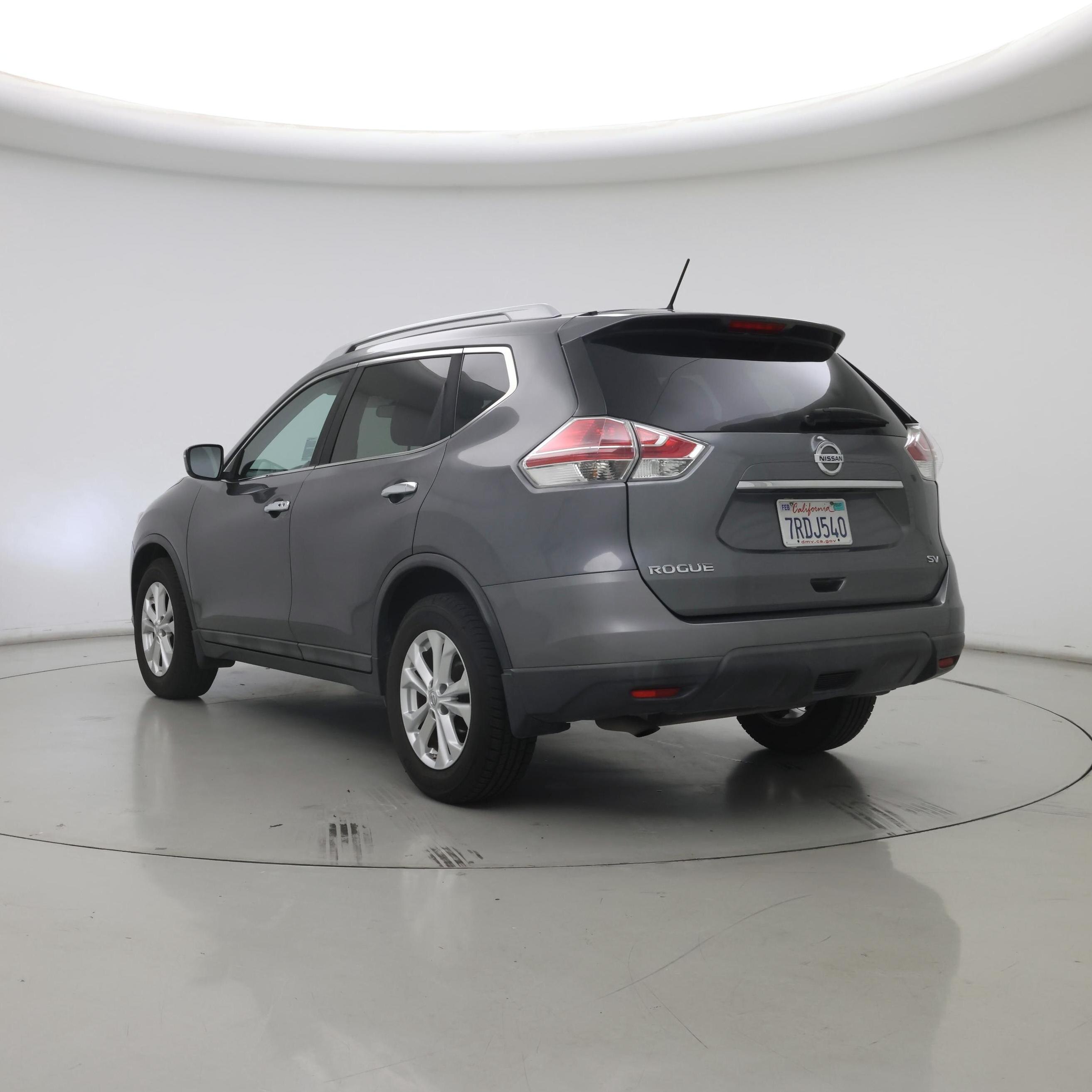 Thumbnail: 2016 Nissan Rogue - 2