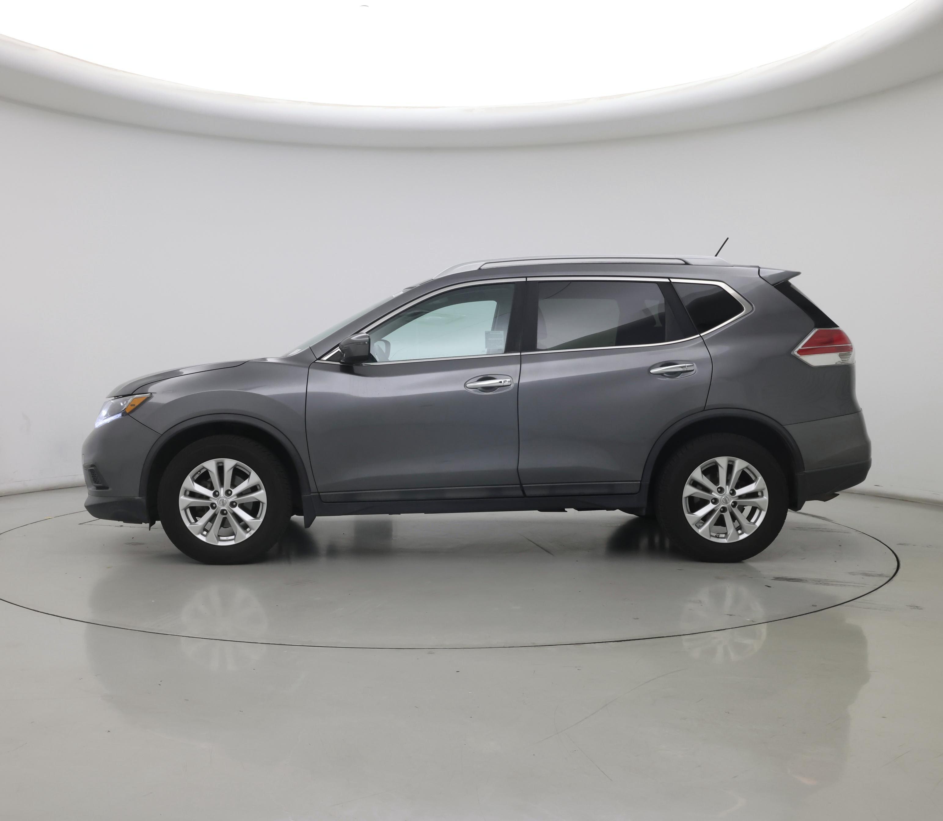 Thumbnail: 2016 Nissan Rogue - 3