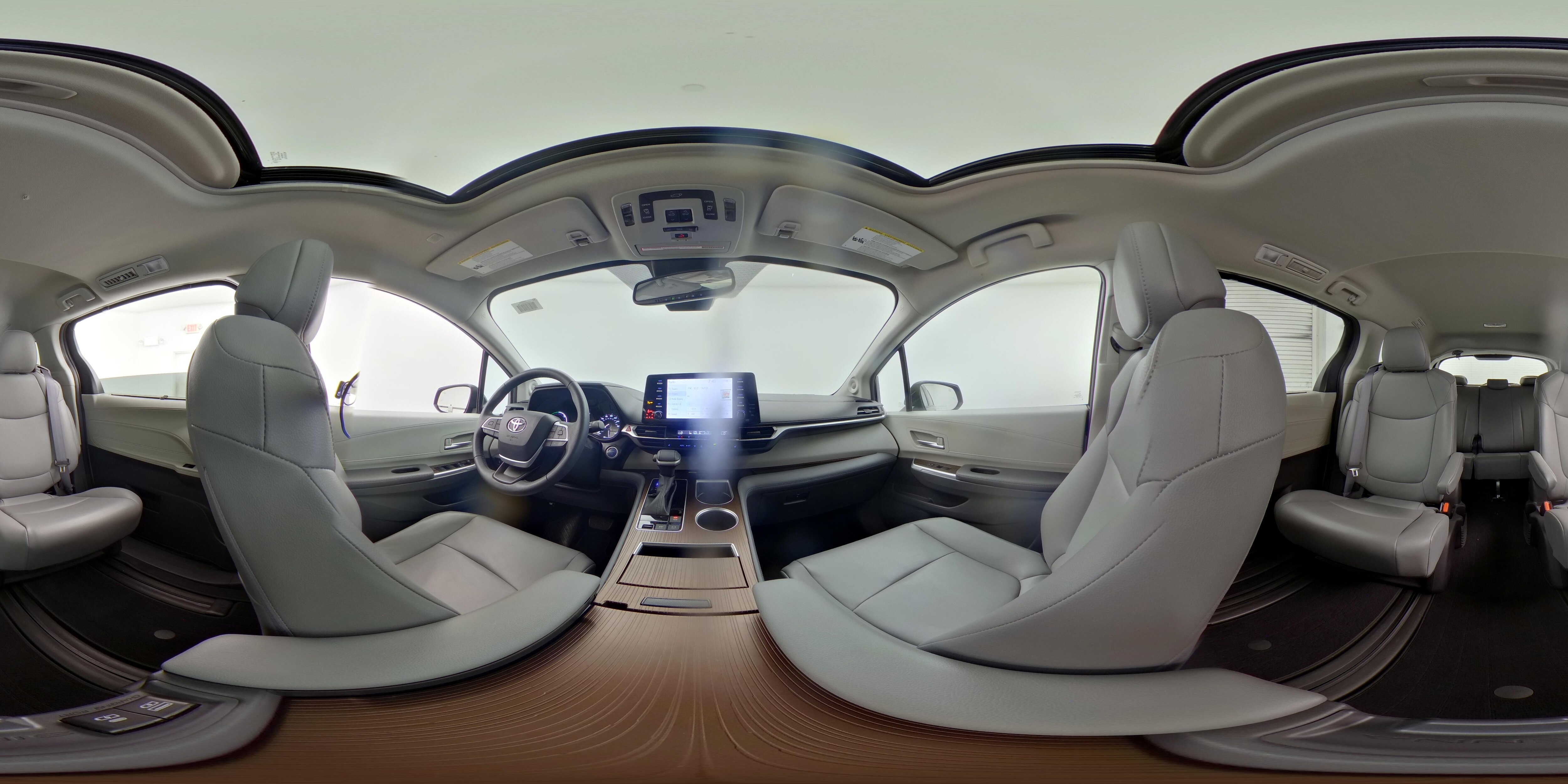 2022 Toyota Sienna XLE - Photo 26