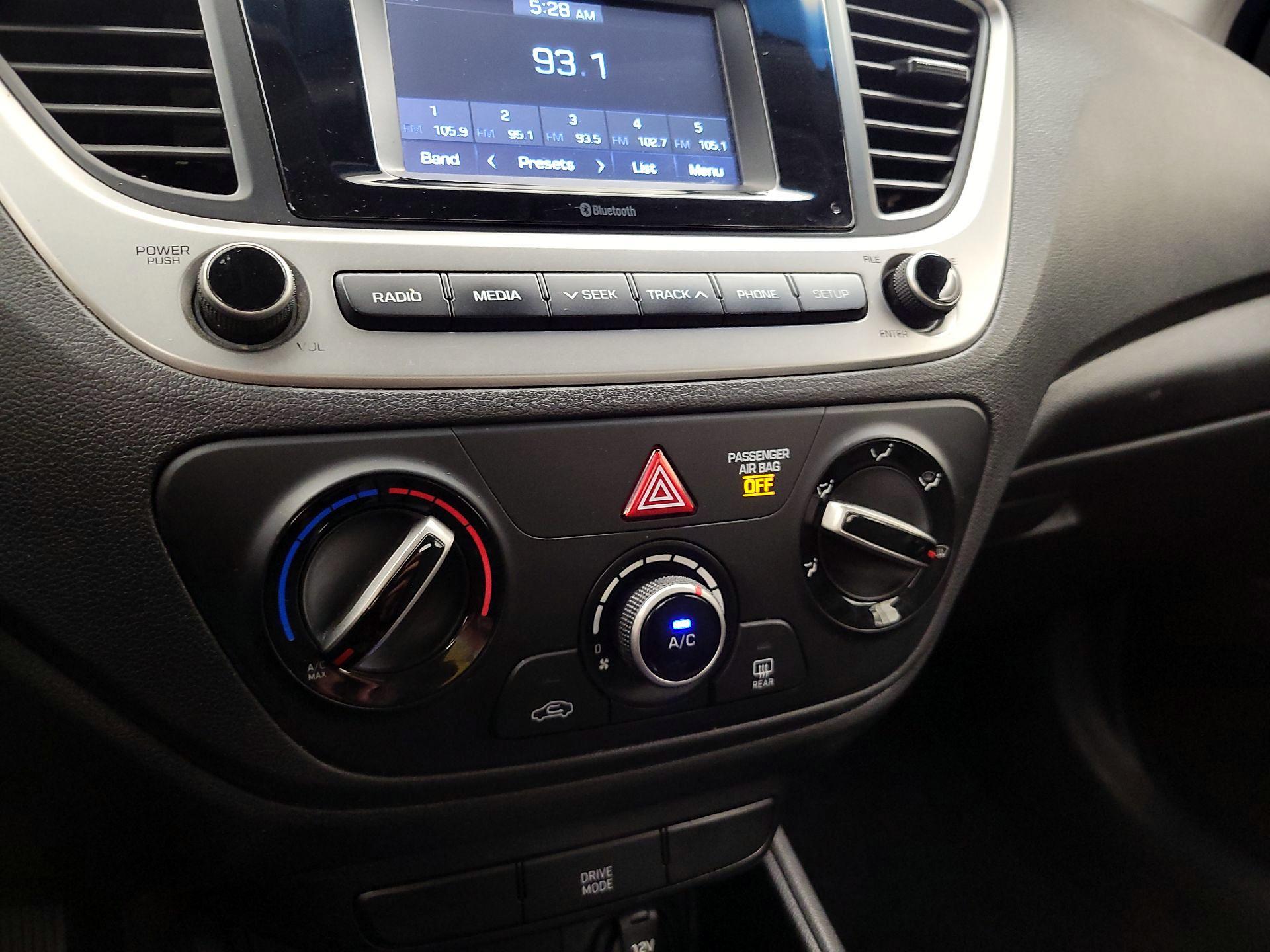 Thumbnail: 2018 Hyundai Accent - 16