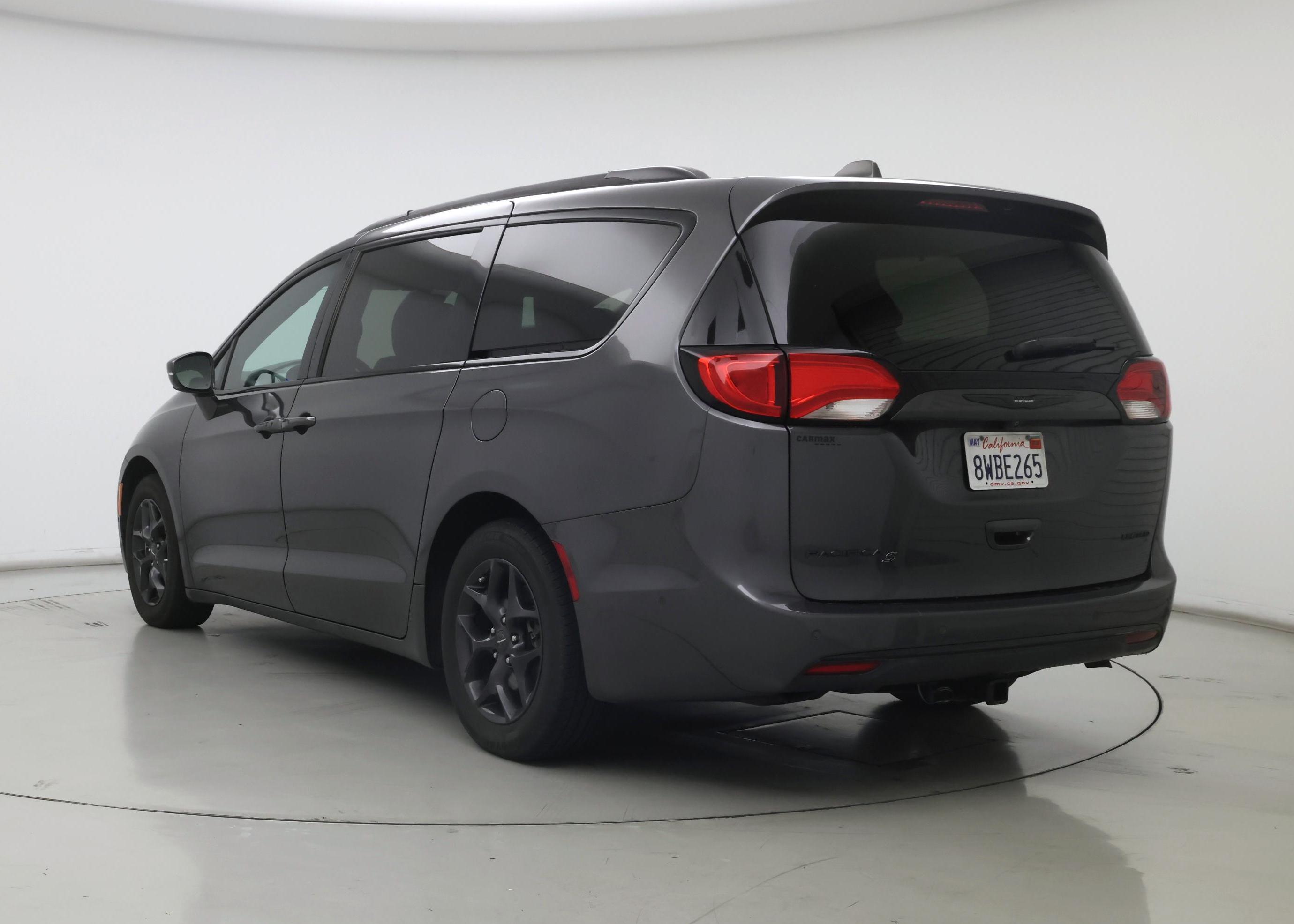 Thumbnail: 2020 Chrysler Pacifica - 2