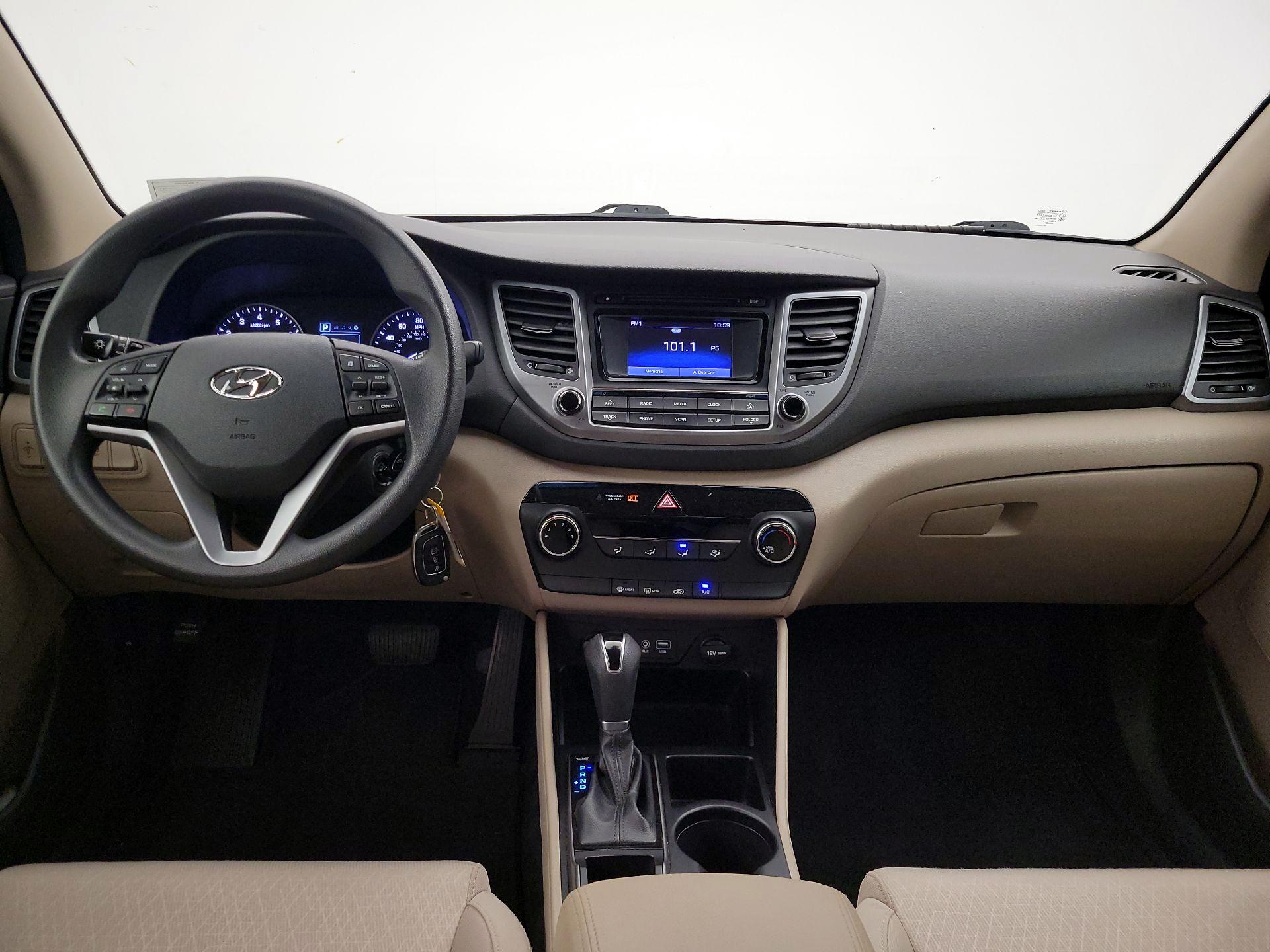 Thumbnail: 2017 Hyundai Tucson - 9