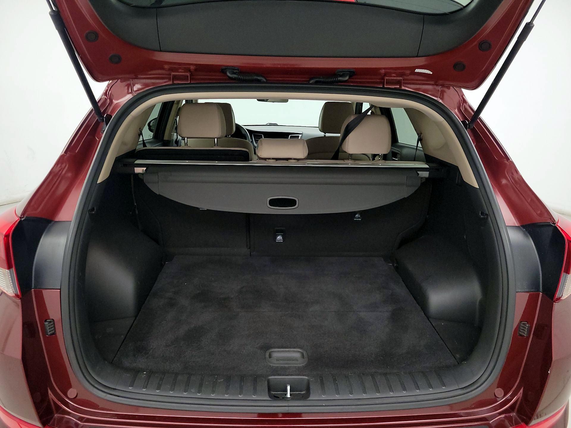 Thumbnail: 2017 Hyundai Tucson - 20