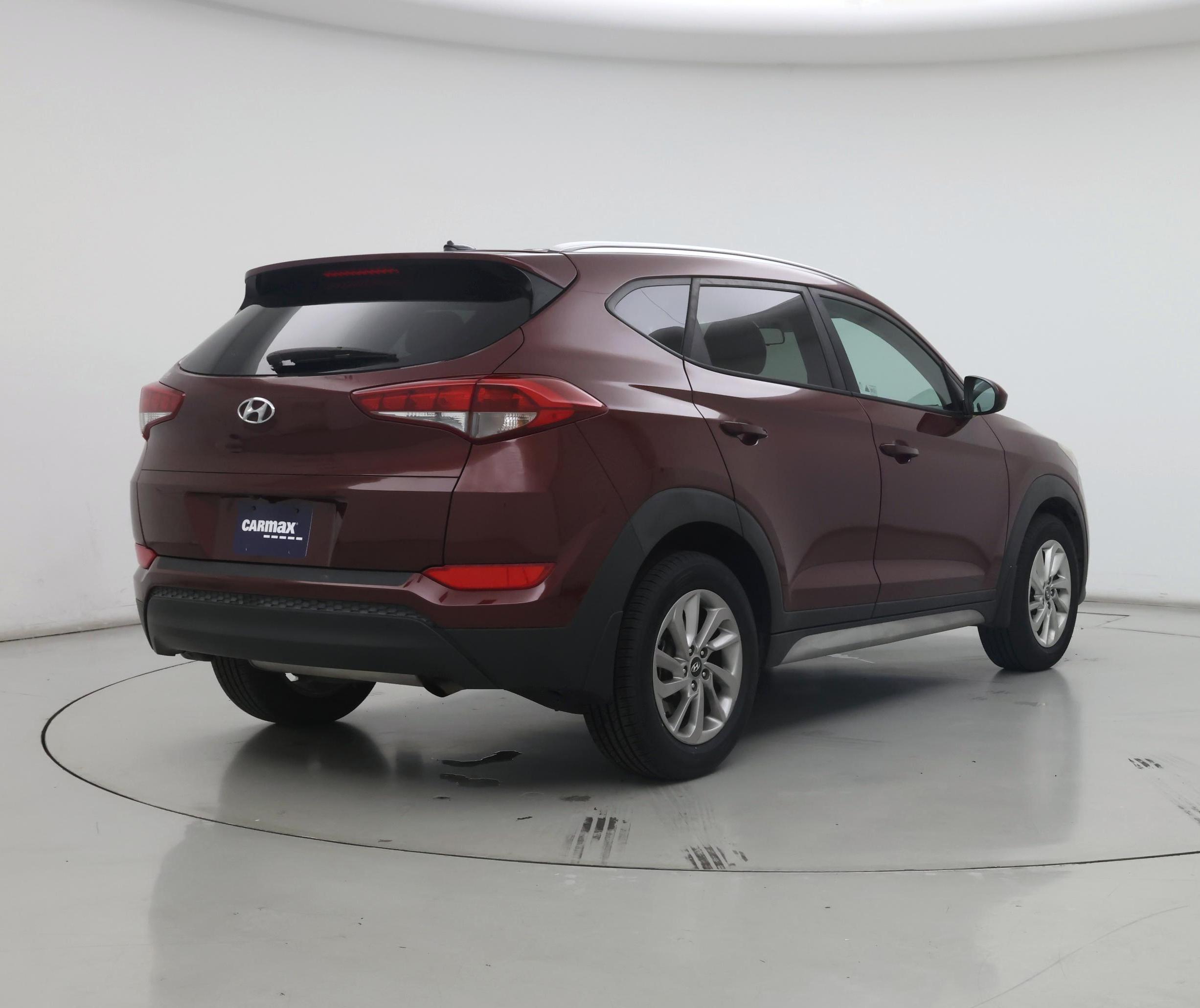 Thumbnail: 2017 Hyundai Tucson - 8