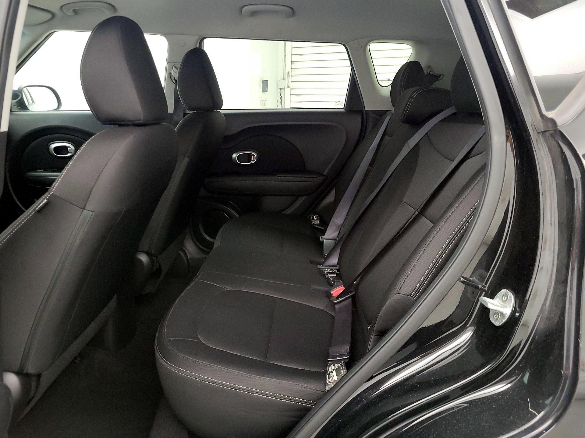 Thumbnail: 2015 Kia Soul - 19