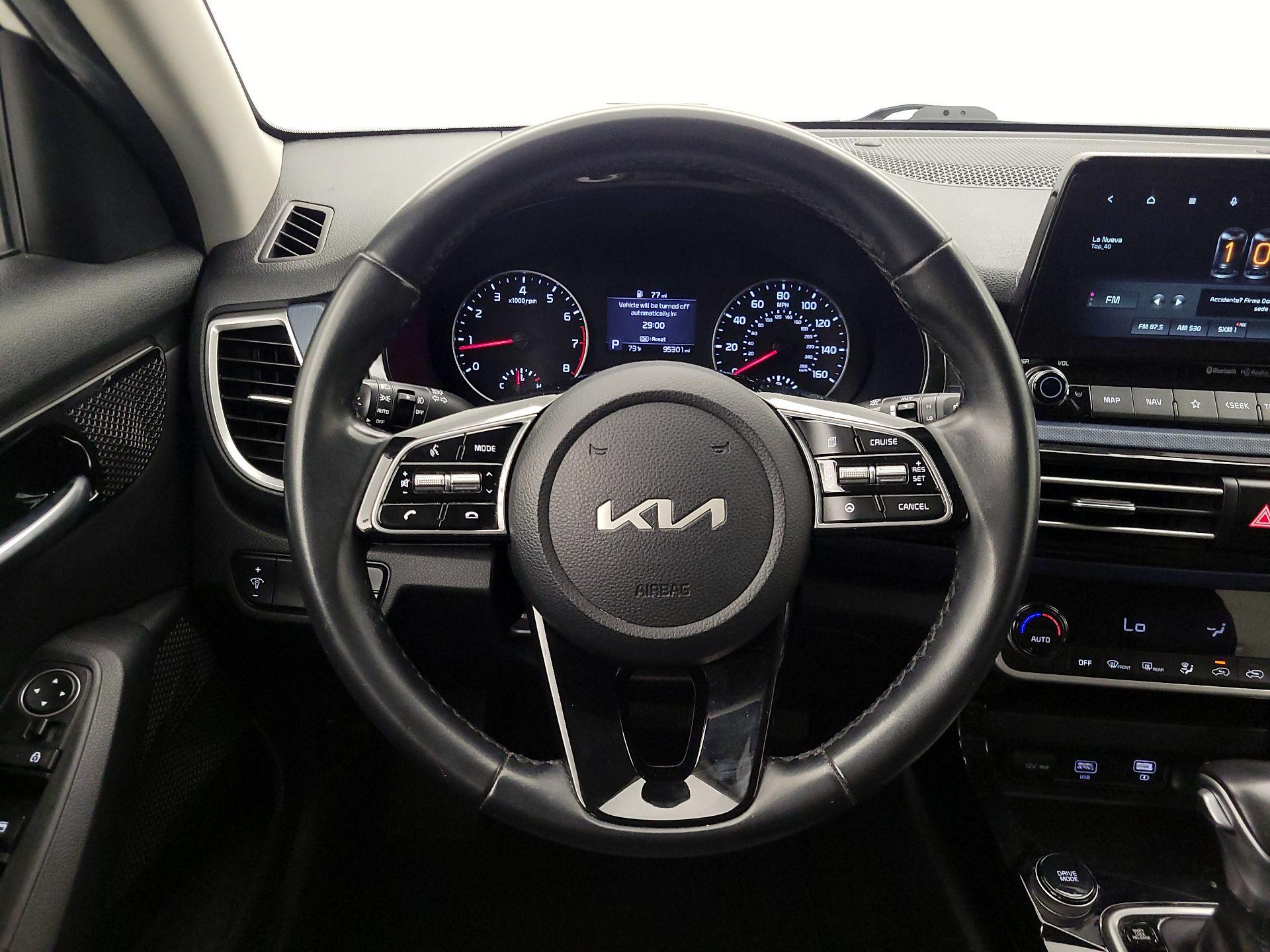 Thumbnail: 2022 Kia Seltos - 10