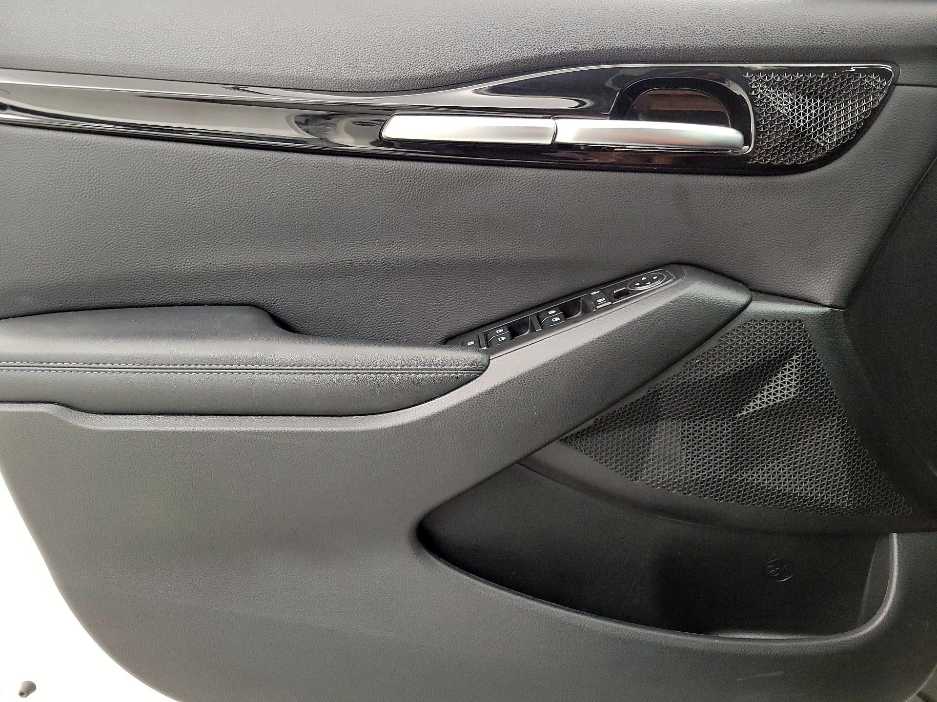 Thumbnail: 2022 Kia Seltos - 12