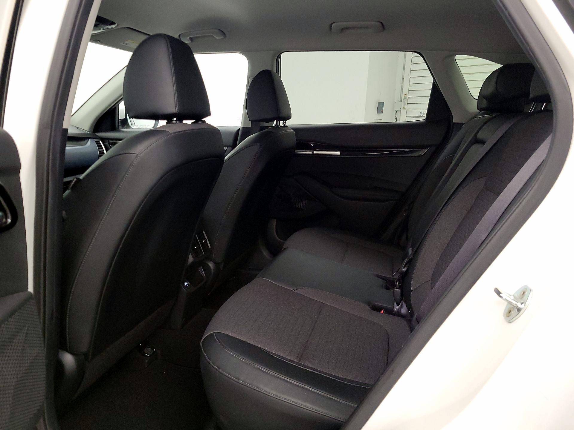 Thumbnail: 2022 Kia Seltos - 18