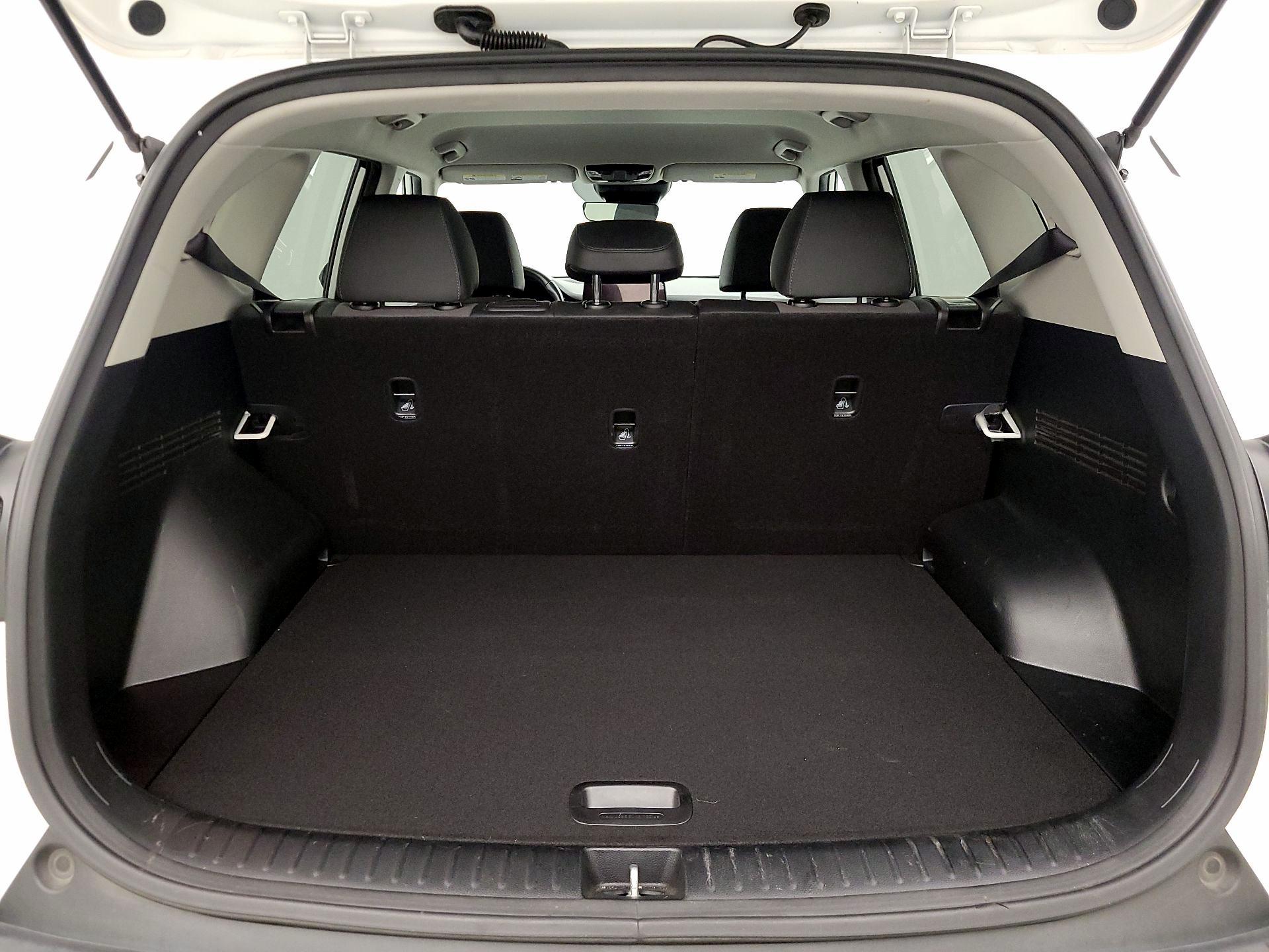 Thumbnail: 2022 Kia Seltos - 19