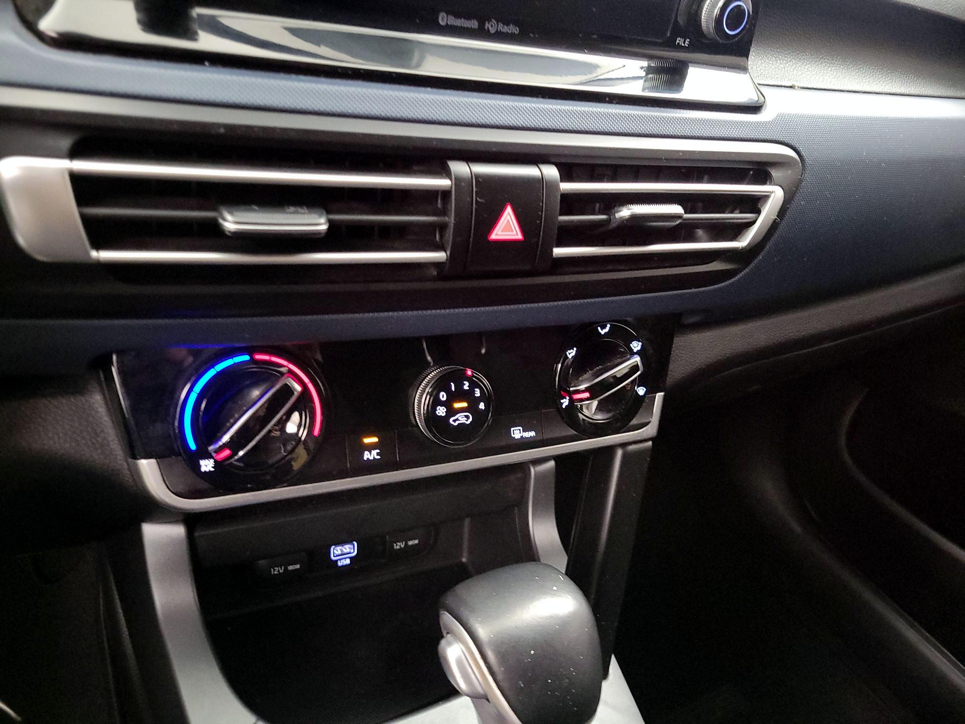 Thumbnail: 2021 Kia Seltos - 16