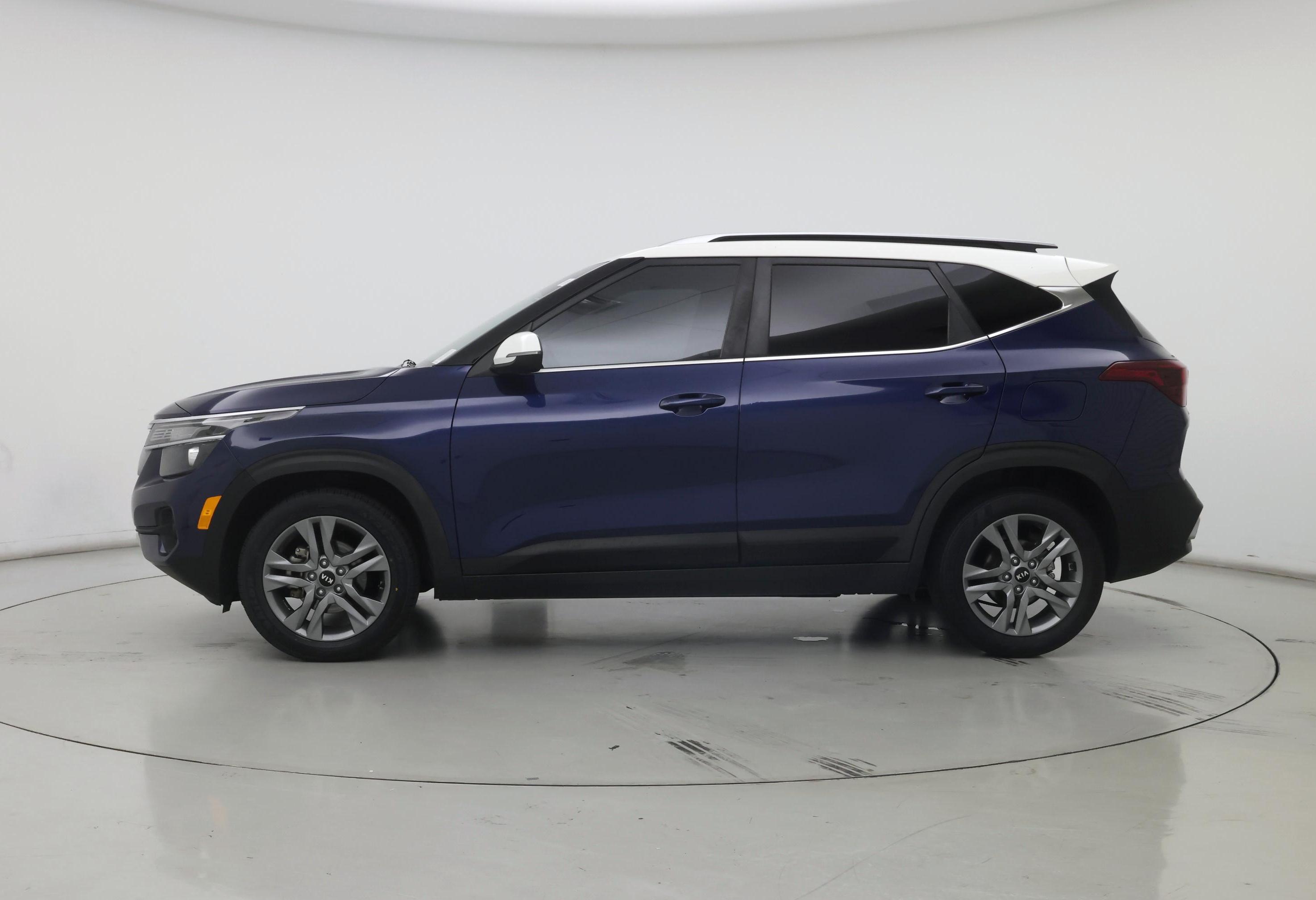 Thumbnail: 2021 Kia Seltos - 3