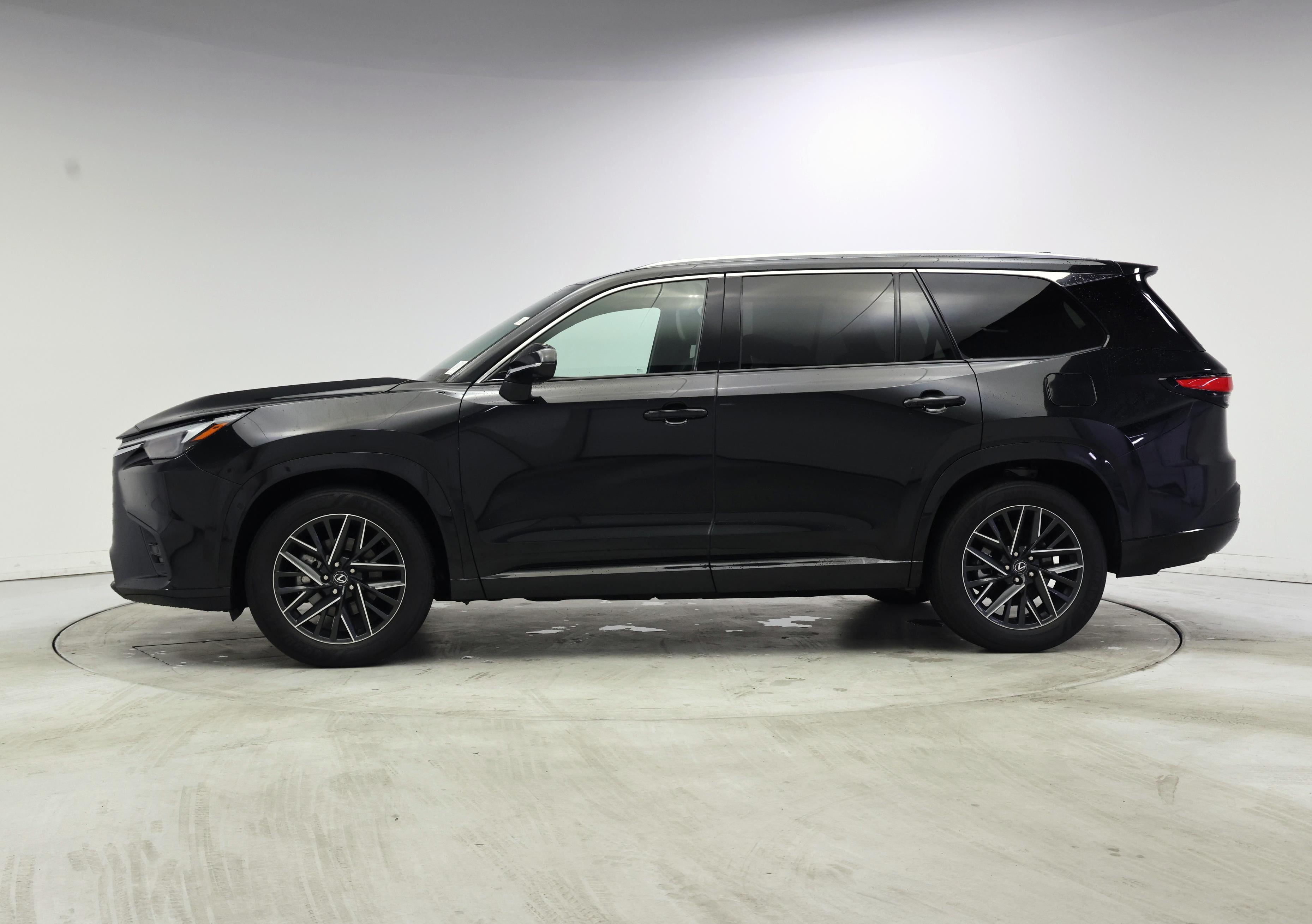 Thumbnail: 2024 Lexus TX - 3