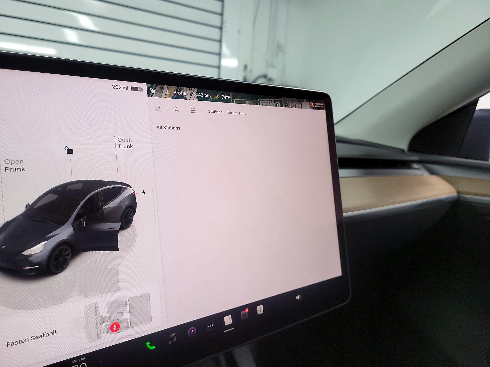 Thumbnail: 2023 Tesla Model Y - 14