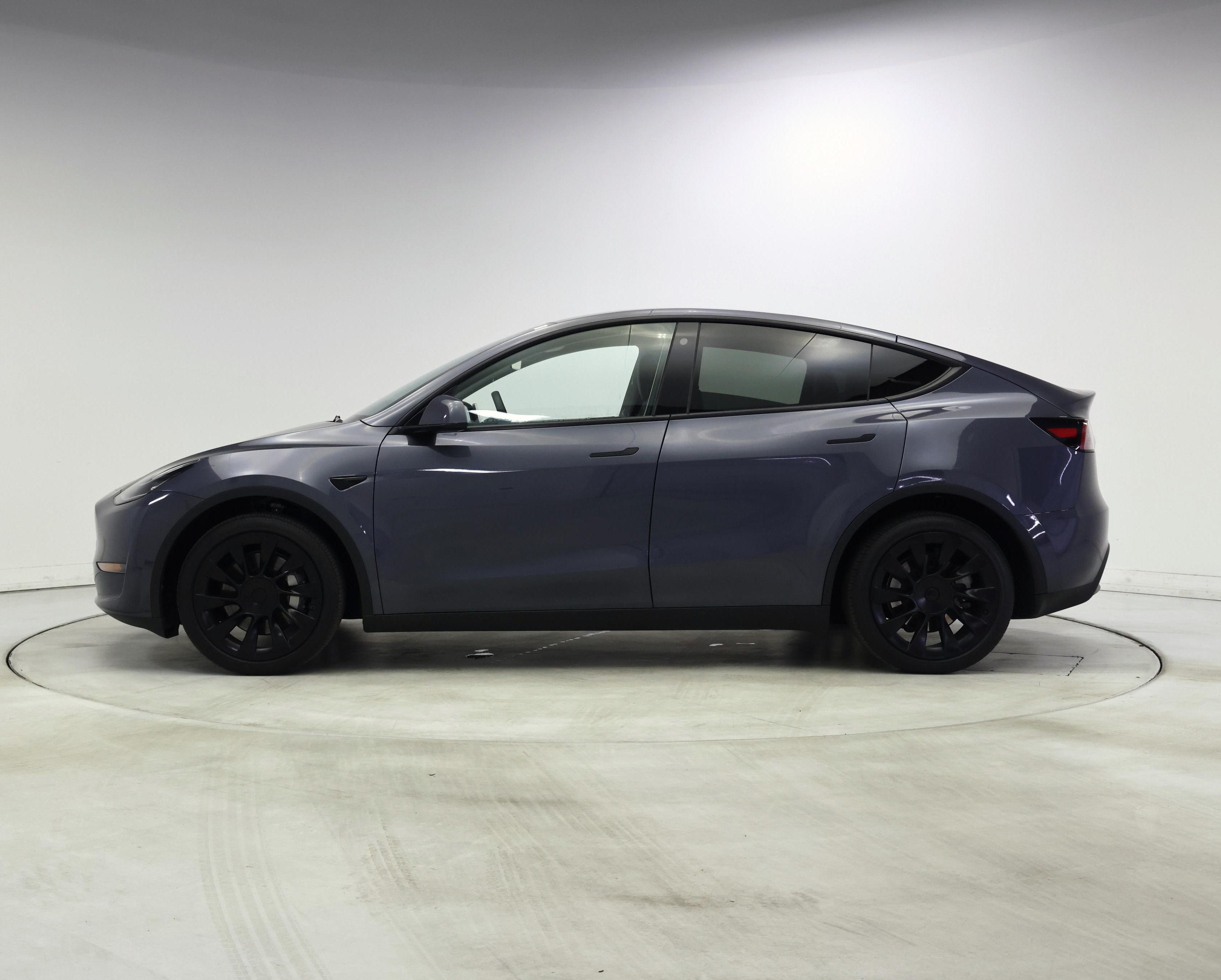 Thumbnail: 2023 Tesla Model Y - 3