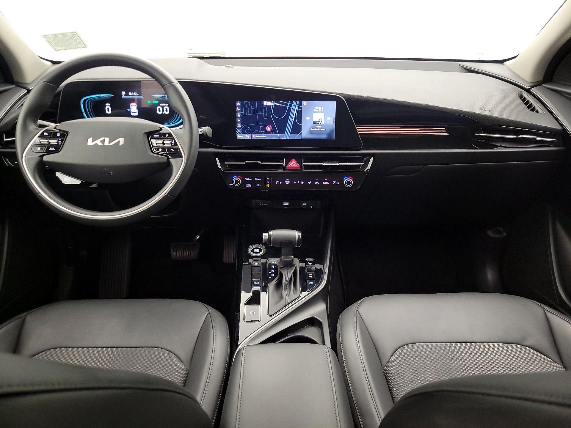 Thumbnail: 2023 Kia Niro - 9