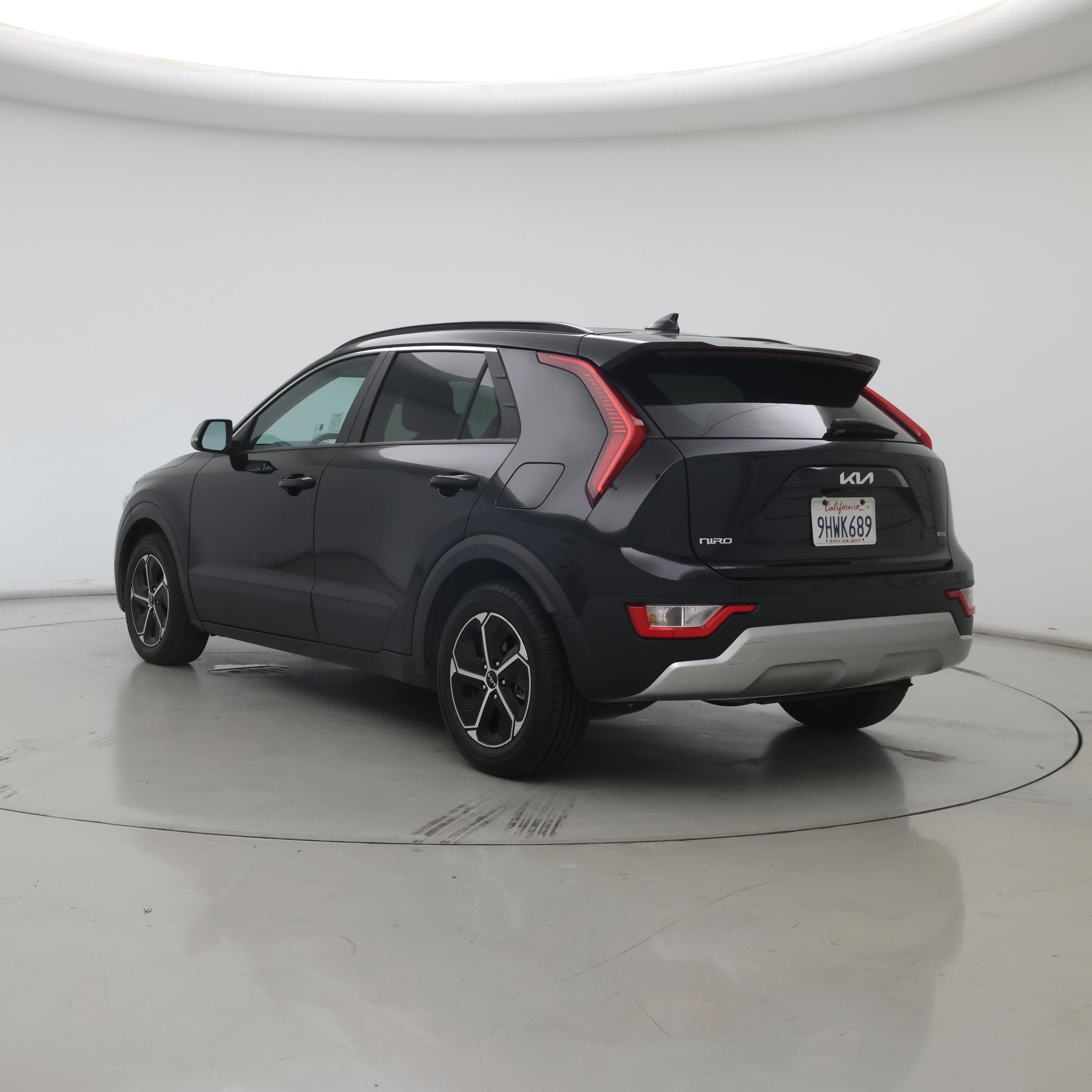 Thumbnail: 2023 Kia Niro - 2
