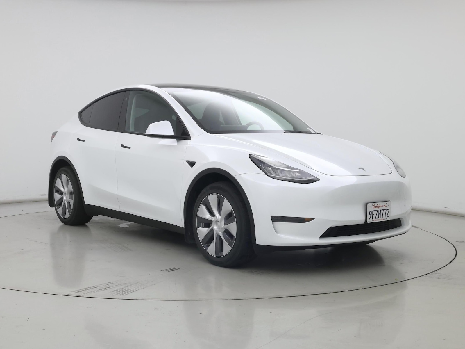 2023 Tesla Model Y Long Range - Photo 2