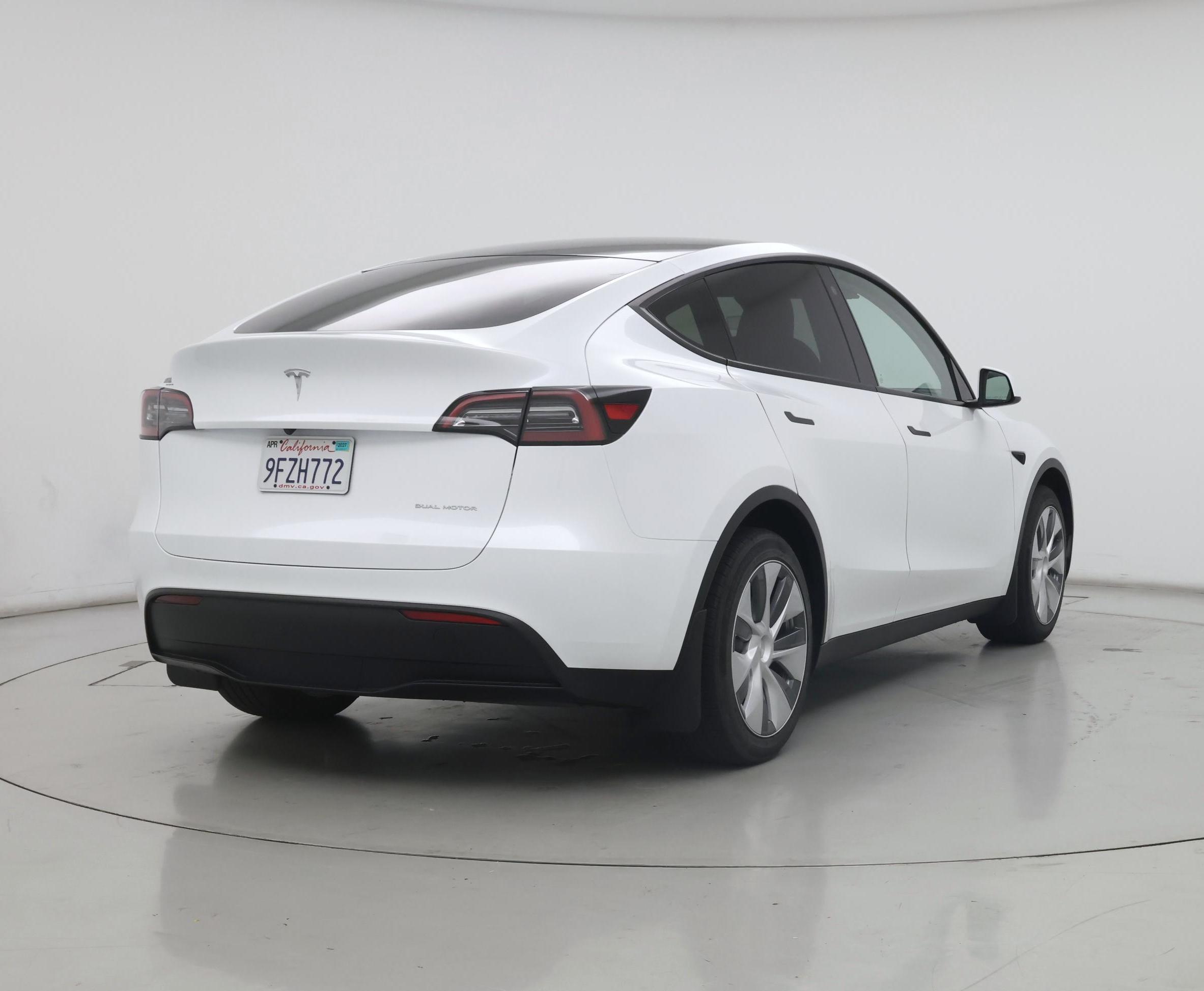 Thumbnail: 2023 Tesla Model Y - 8