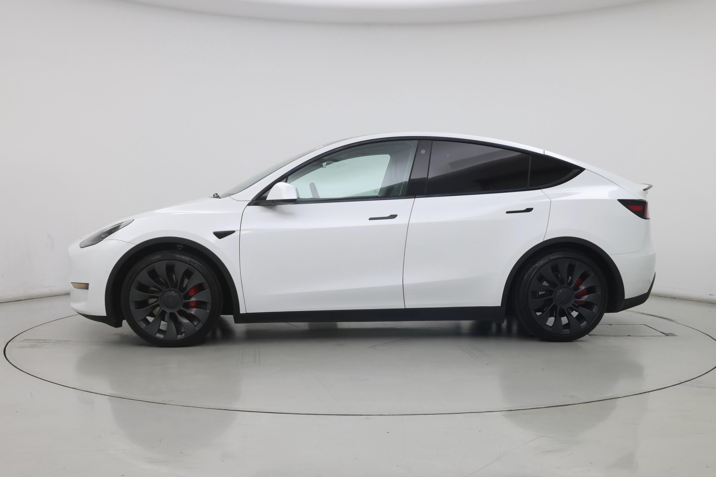 Thumbnail: 2022 Tesla Model Y - 3