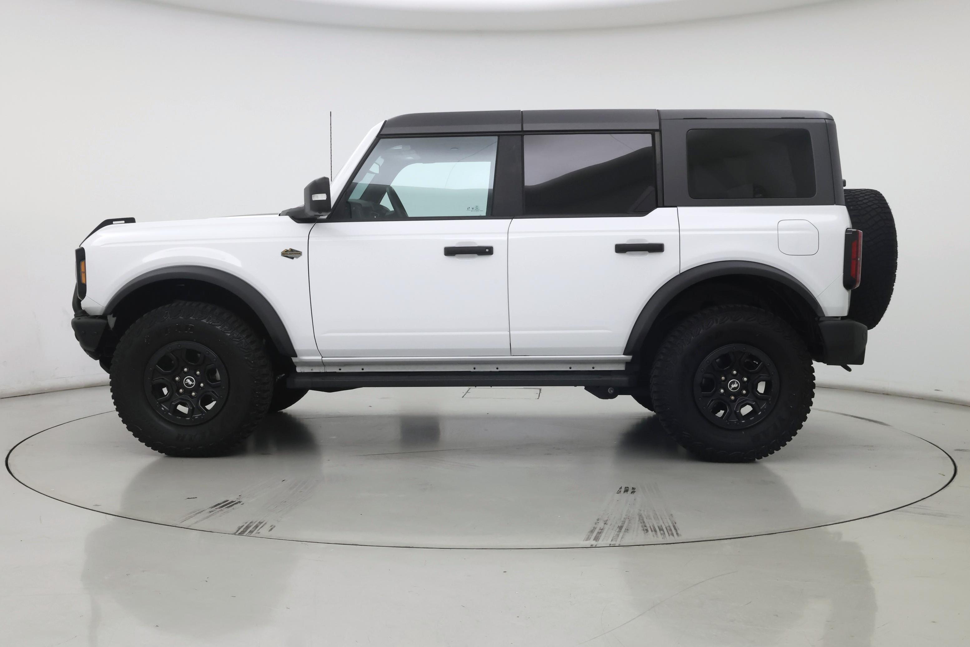 Thumbnail: 2024 Ford Bronco - 3