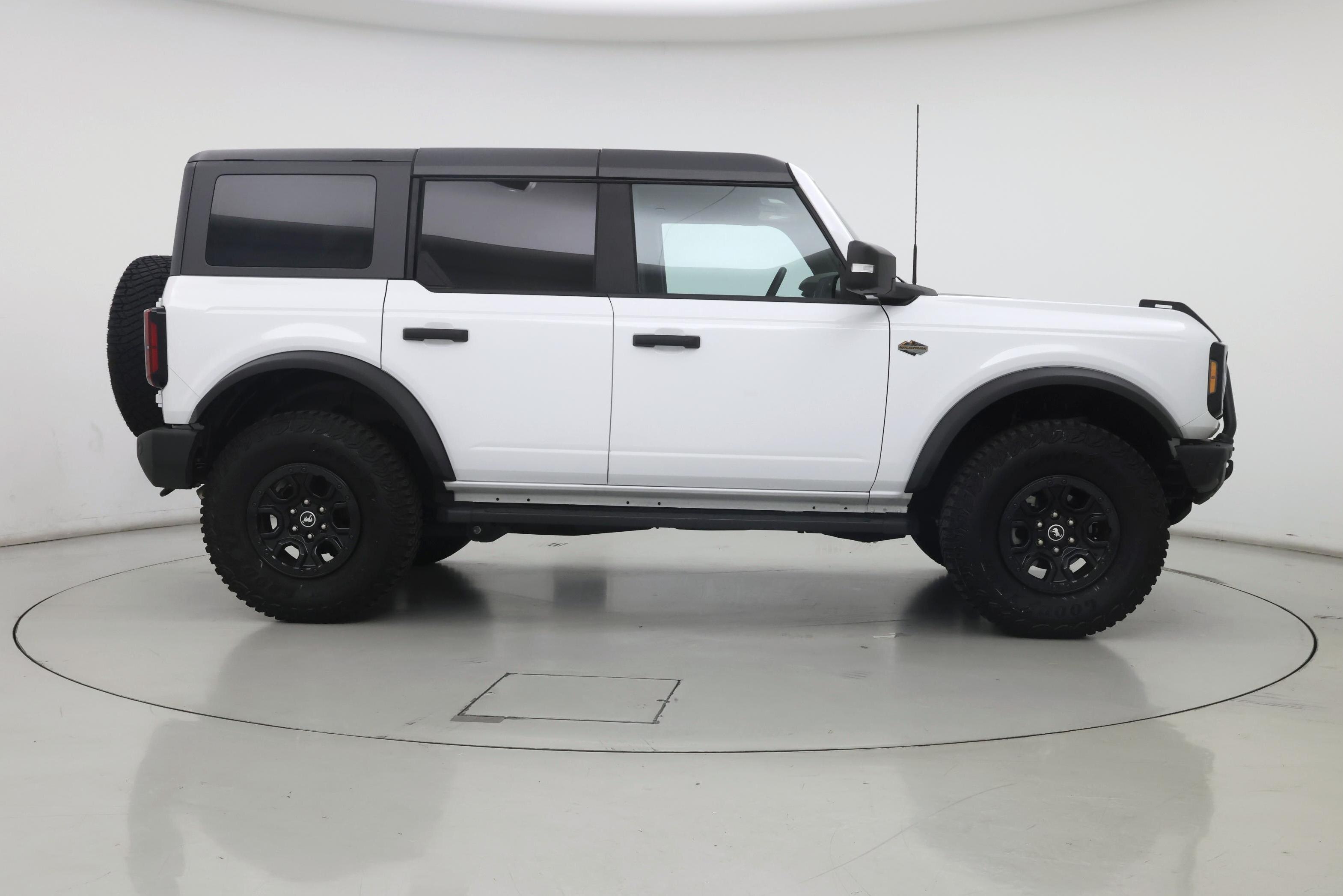 Thumbnail: 2024 Ford Bronco - 7