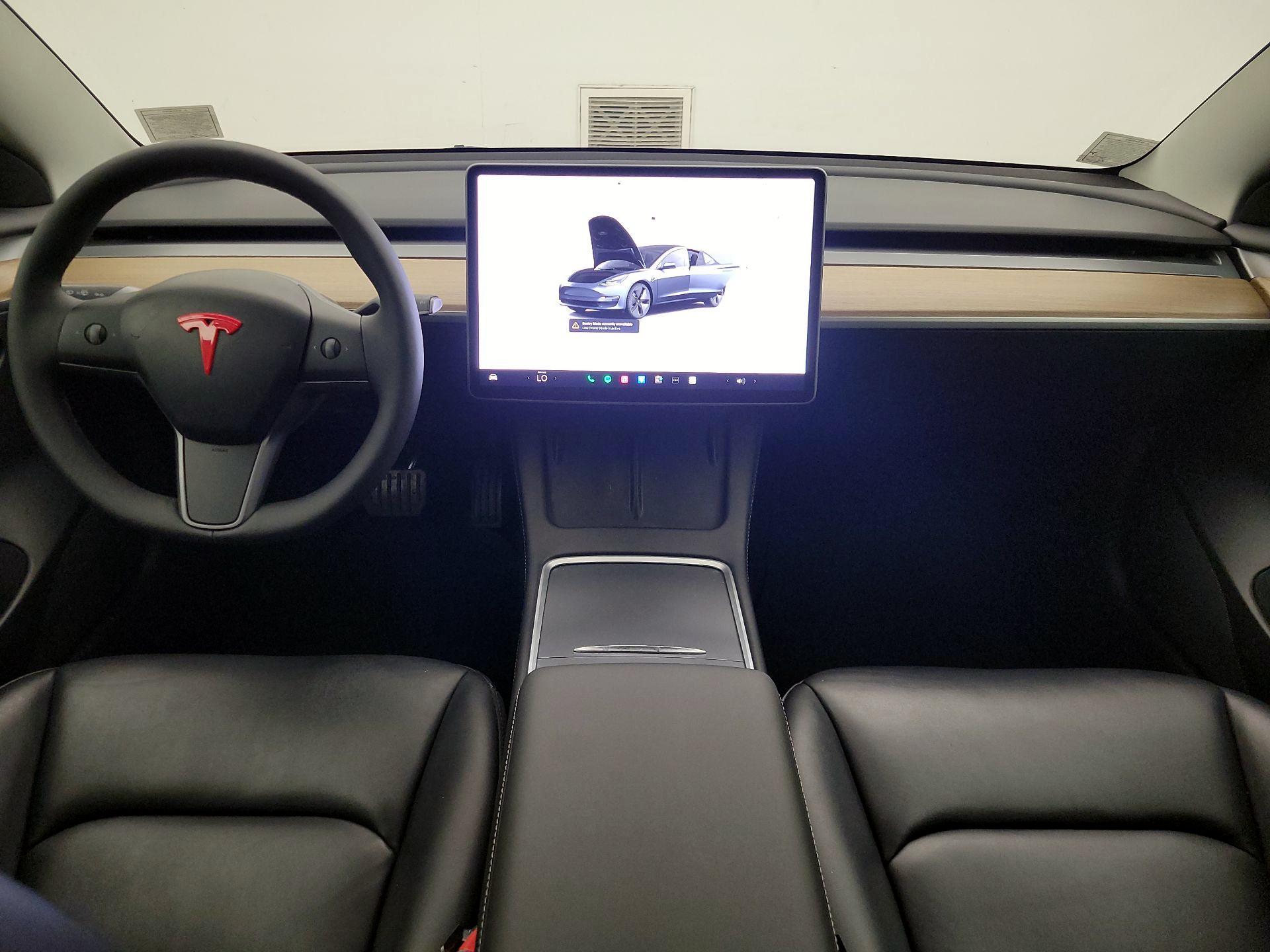 Thumbnail: 2023 Tesla Model 3 - 9