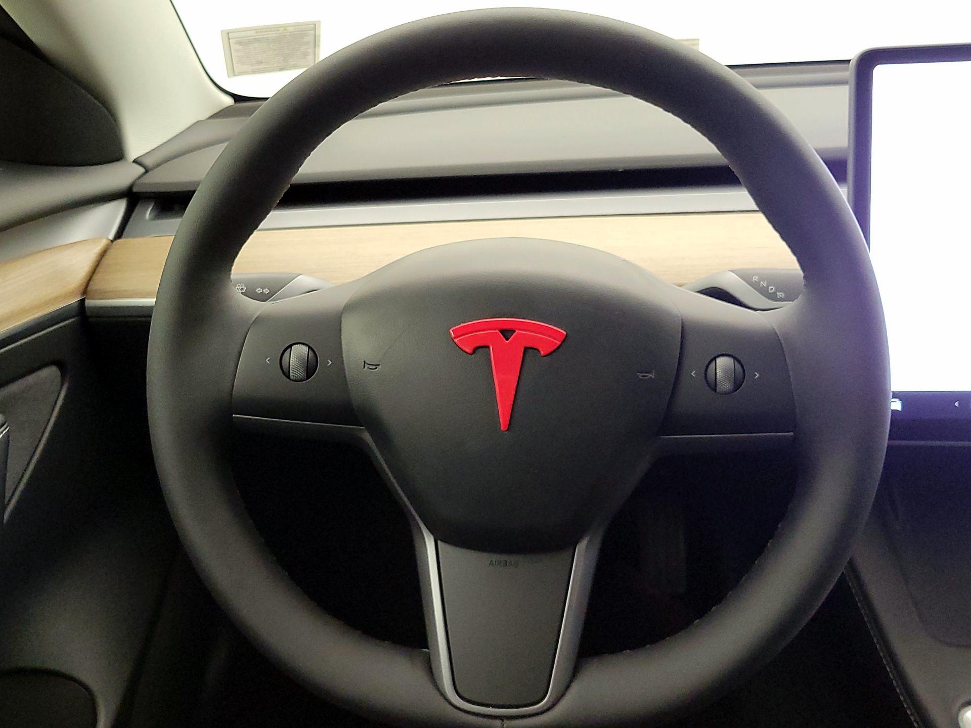 Thumbnail: 2023 Tesla Model 3 - 10