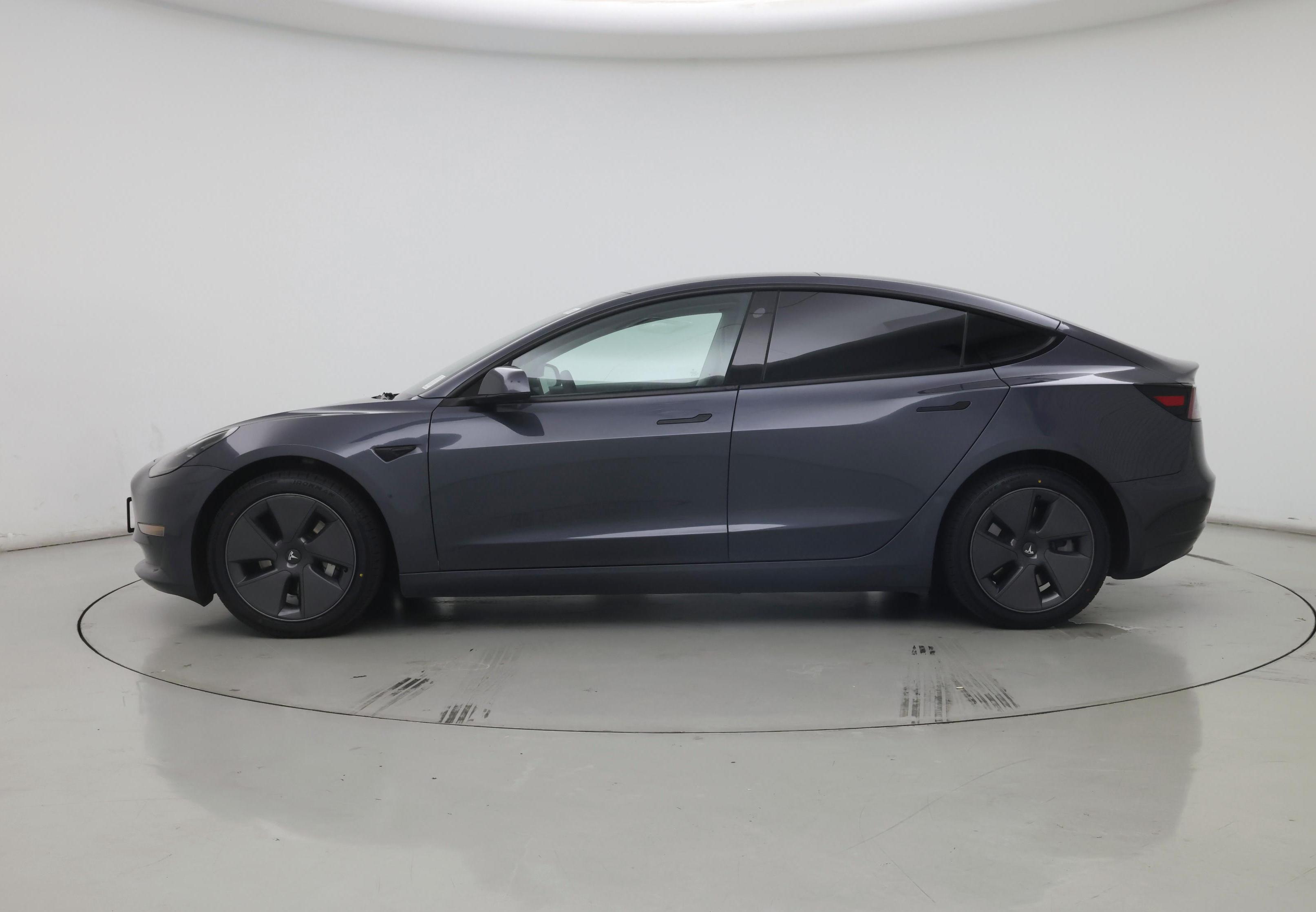 Thumbnail: 2023 Tesla Model 3 - 3