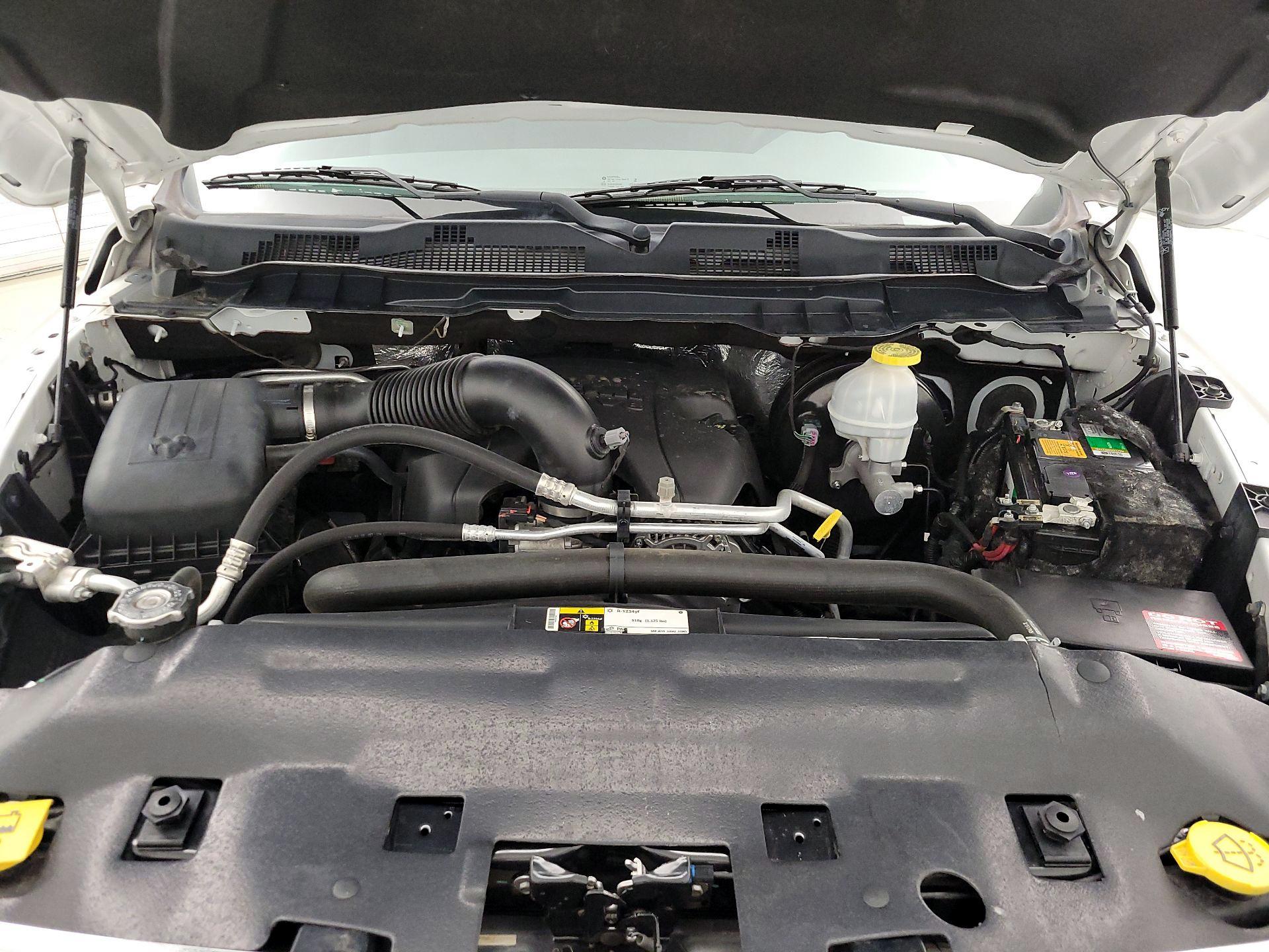 Thumbnail: 2019 RAM 1500 Classic - 20