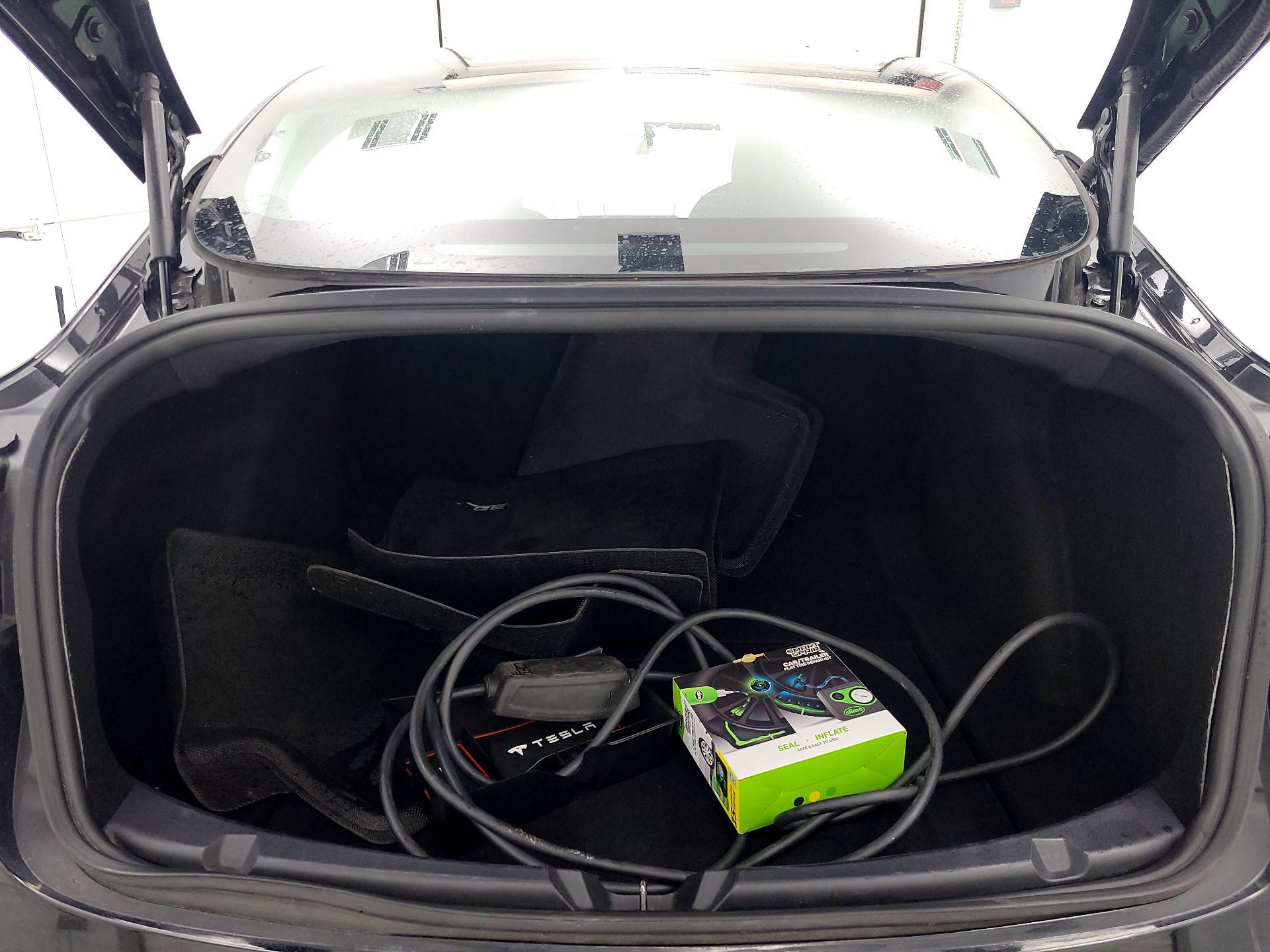 Thumbnail: 2020 Tesla Model 3 - 19