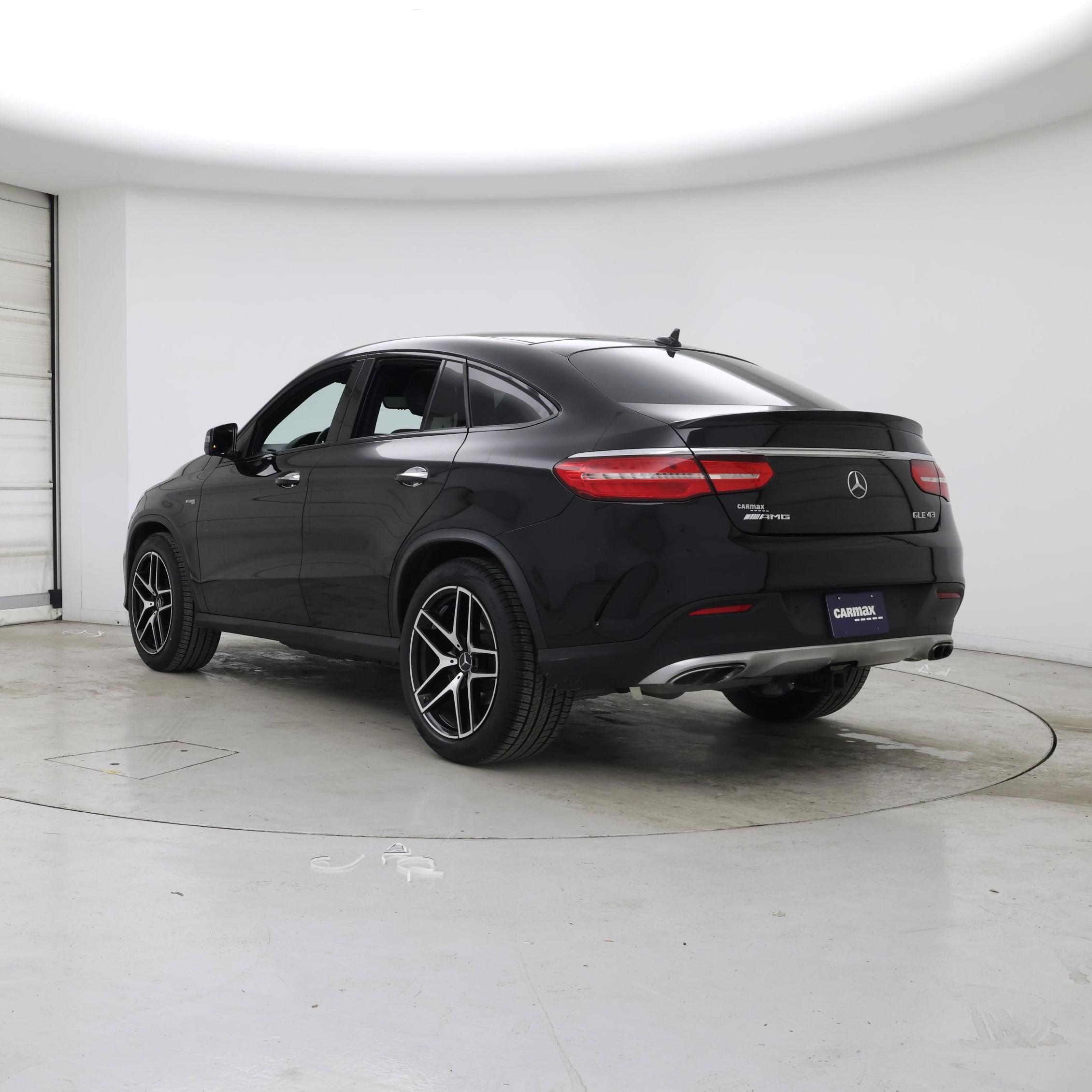 Thumbnail: 2017 Mercedes-Benz GLE - 2