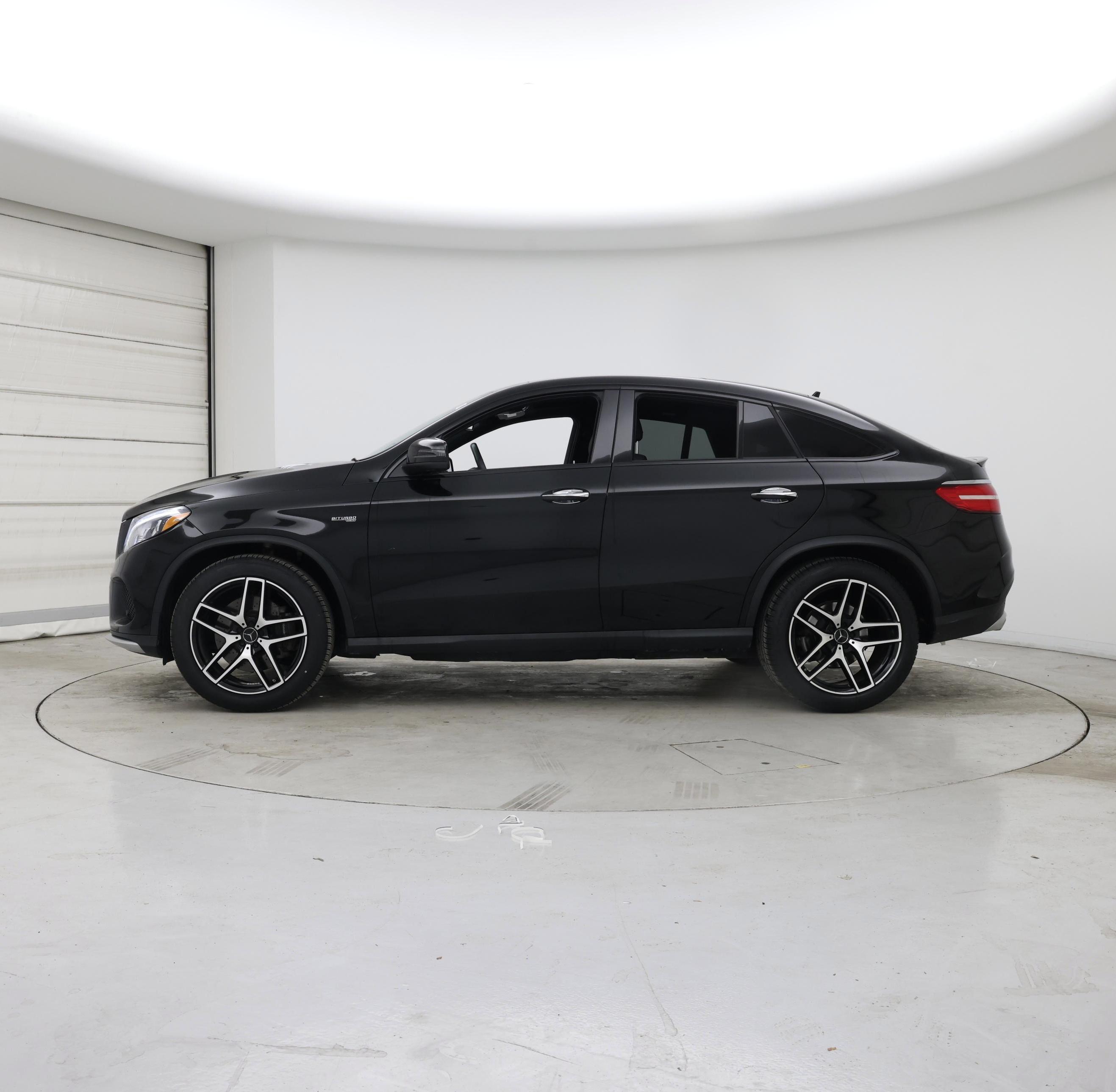 Thumbnail: 2017 Mercedes-Benz GLE - 3