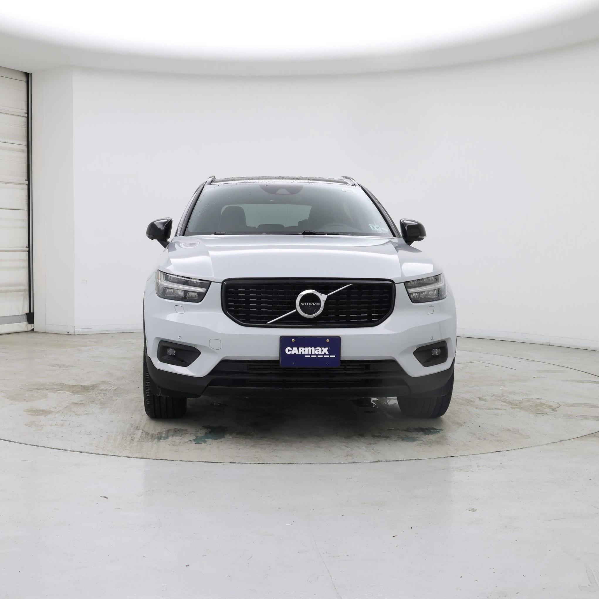 Thumbnail: 2022 Volvo XC40 - 5