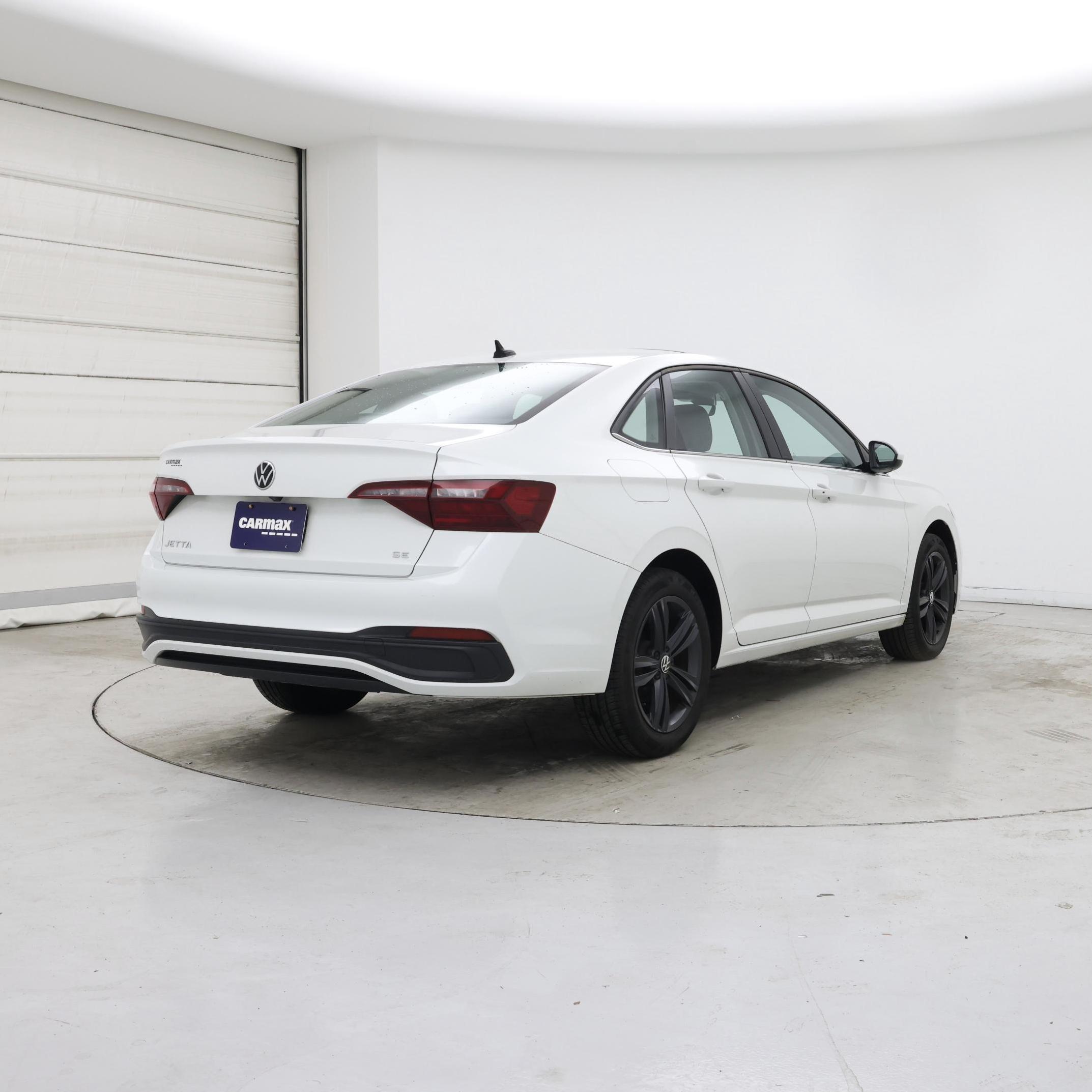 Thumbnail: 2023 Volkswagen Jetta - 8