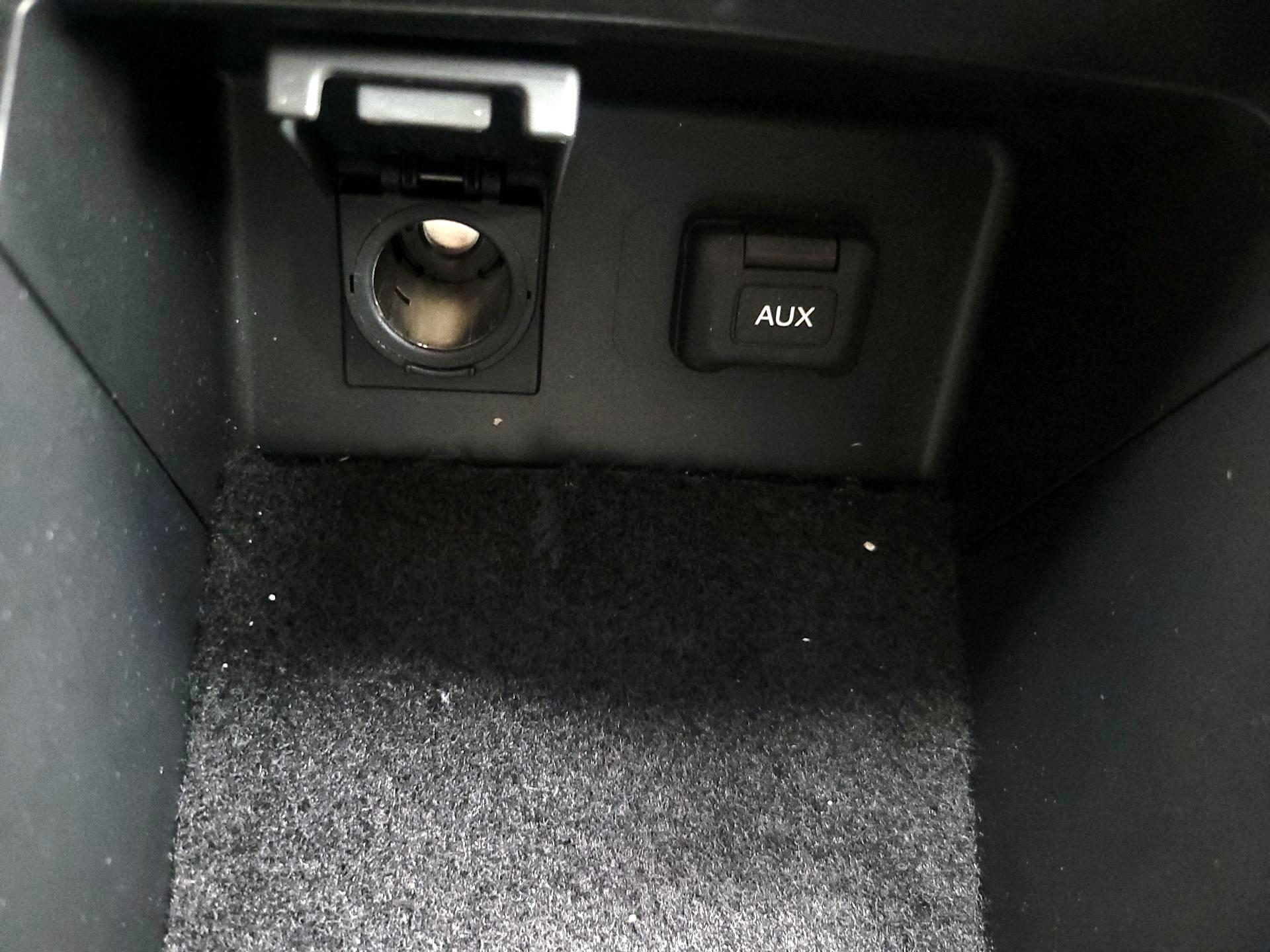 Thumbnail: 2022 Acura ILX - 18