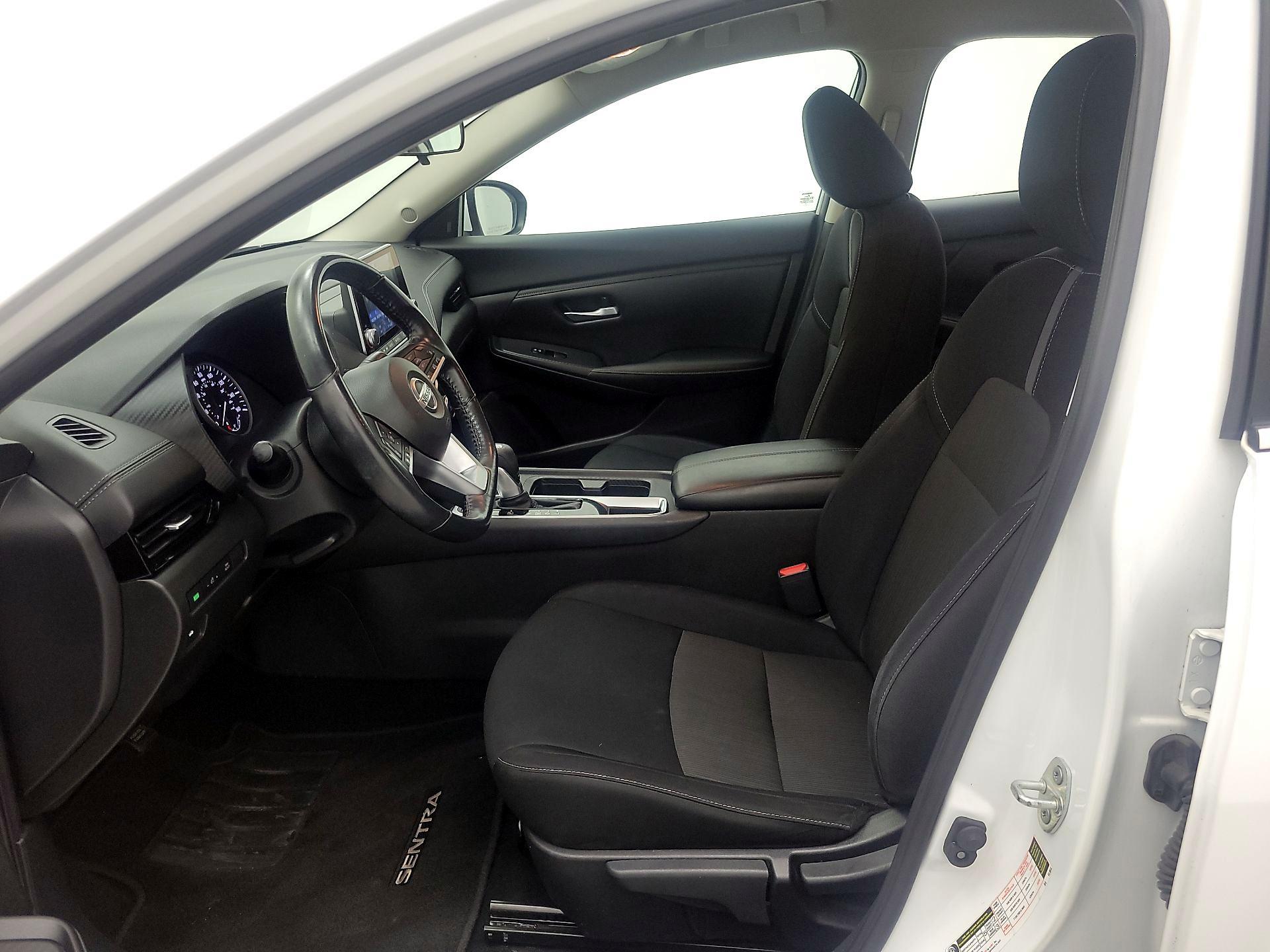 Thumbnail: 2022 Nissan Sentra - 11