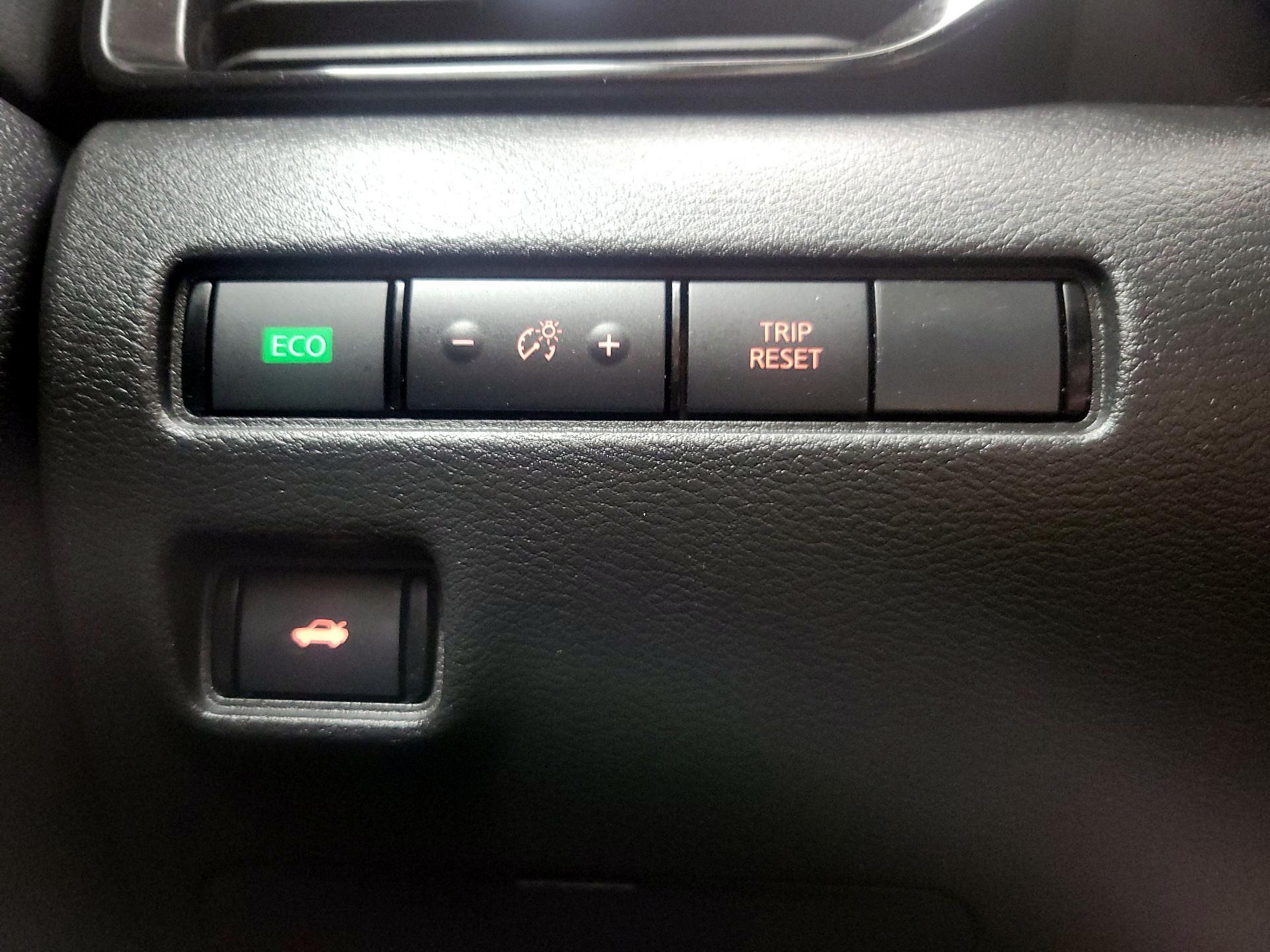 Thumbnail: 2022 Nissan Sentra - 13