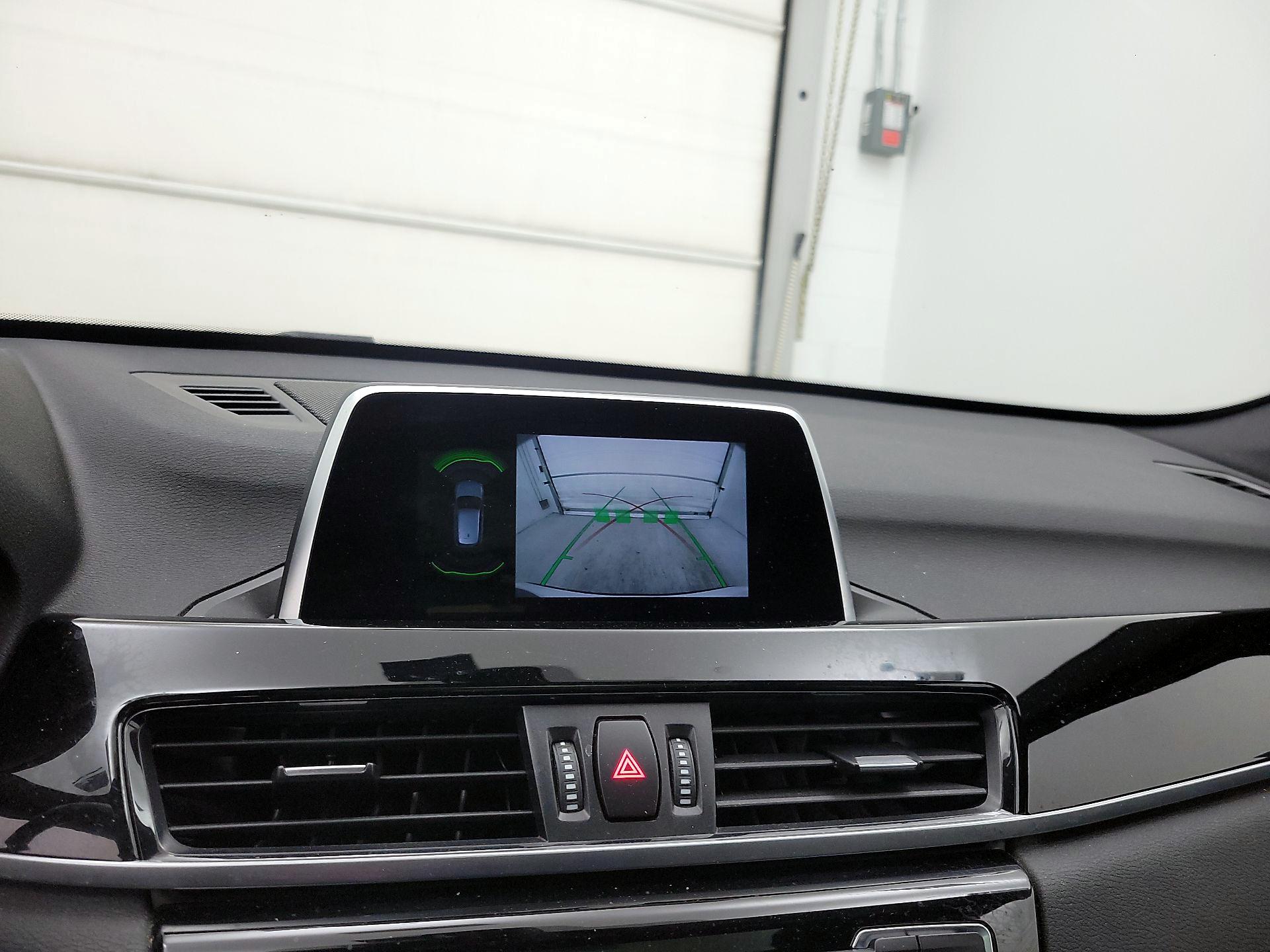 Thumbnail: 2018 BMW X1 - 15