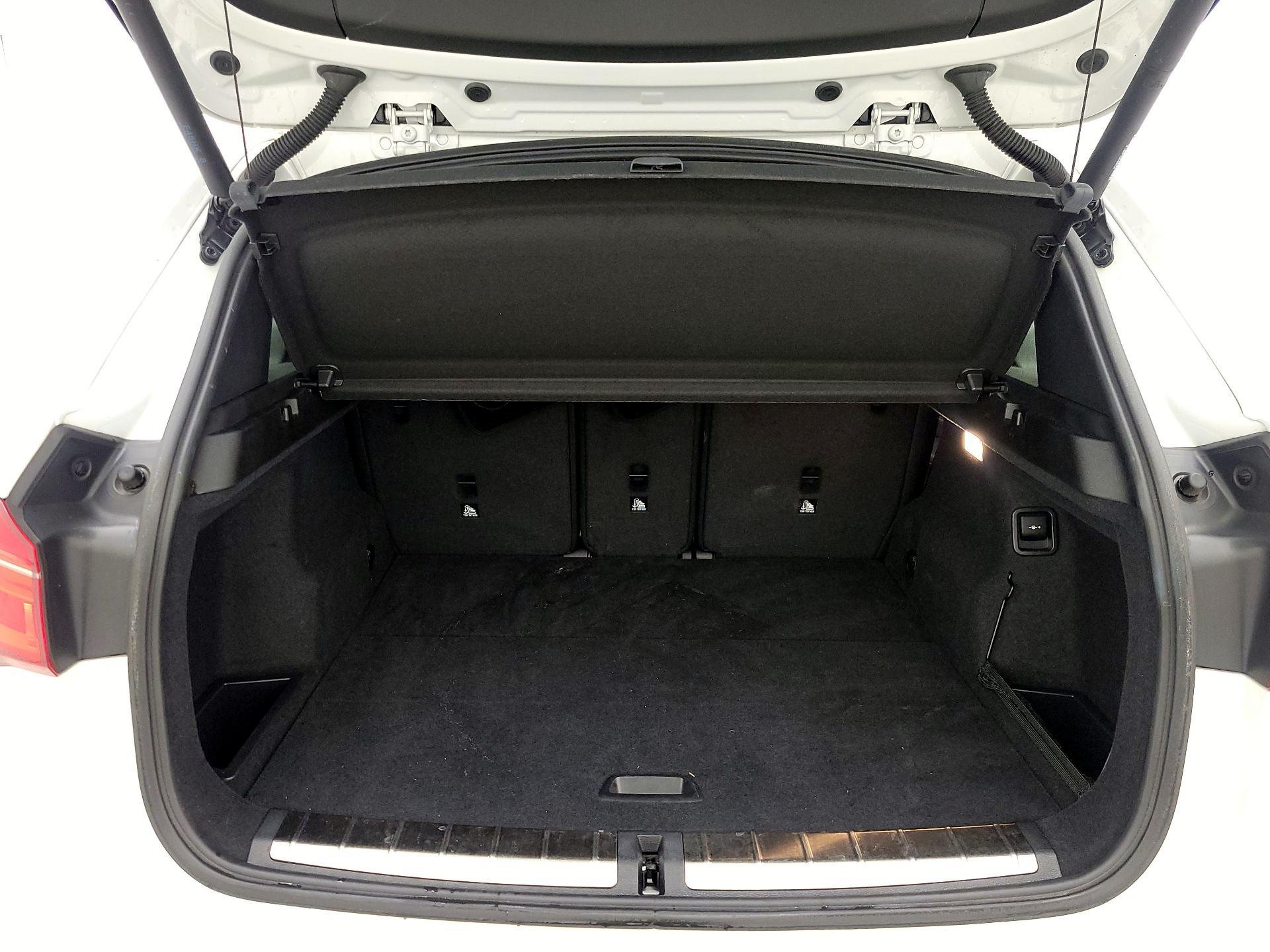 Thumbnail: 2018 BMW X1 - 20