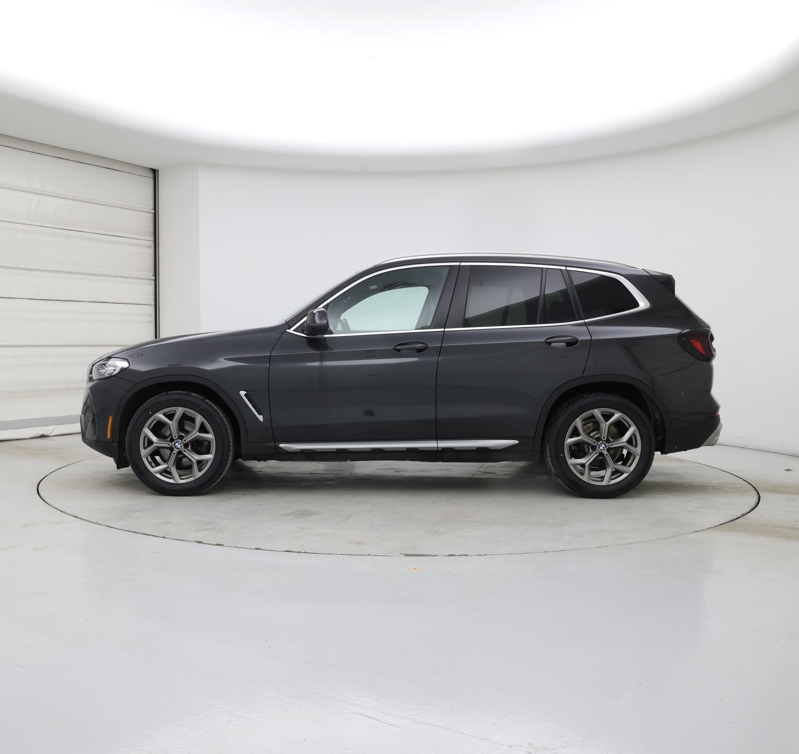 Thumbnail: 2022 BMW X3 - 3