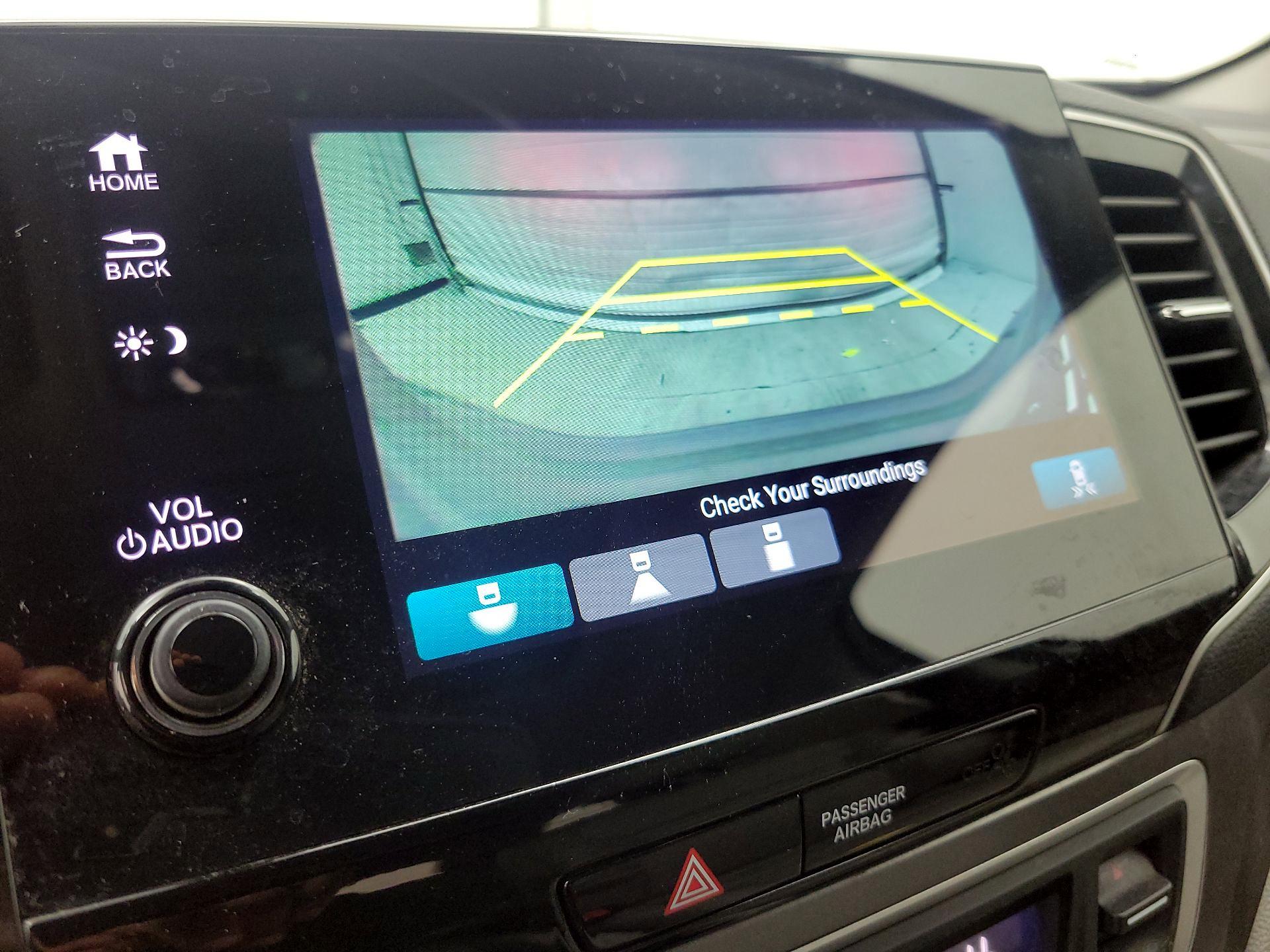 Thumbnail: 2020 Honda Pilot - 14